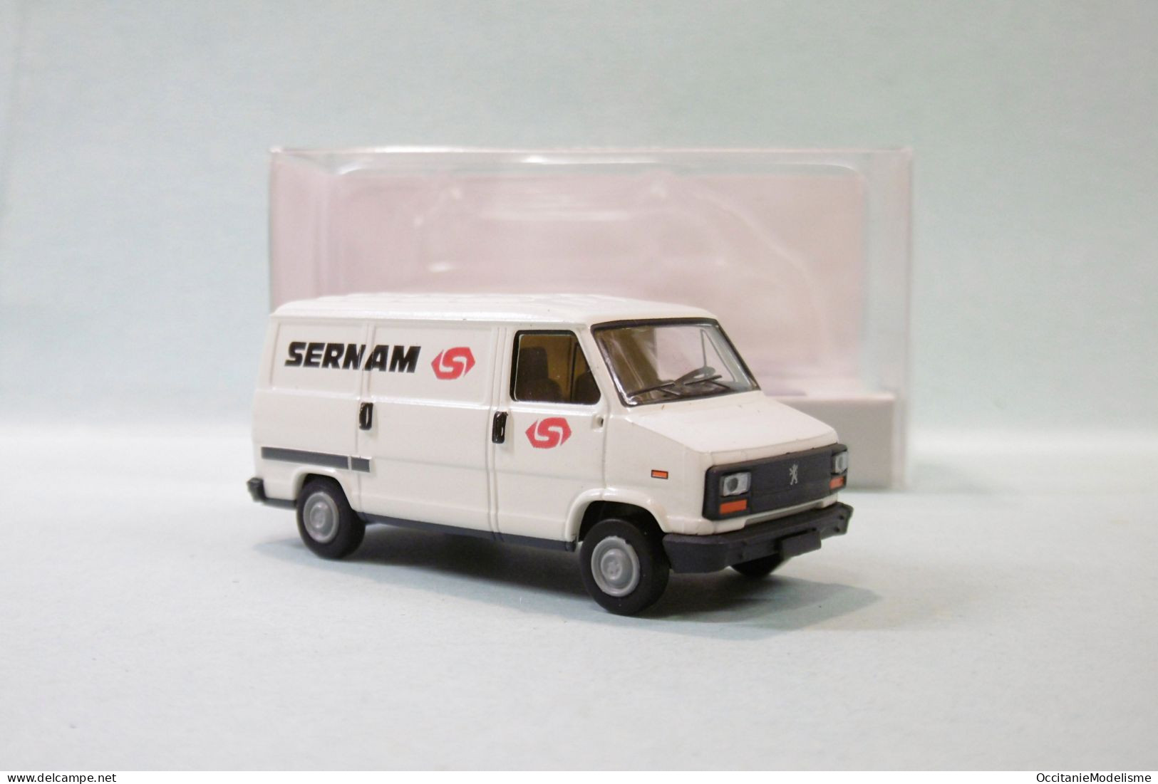 Brekina / SAI - PEUGEOT J5 Tôlé SERNAM Réf. 34928 / 7179 Neuf NBO HO 1/87 - Véhicules Routiers