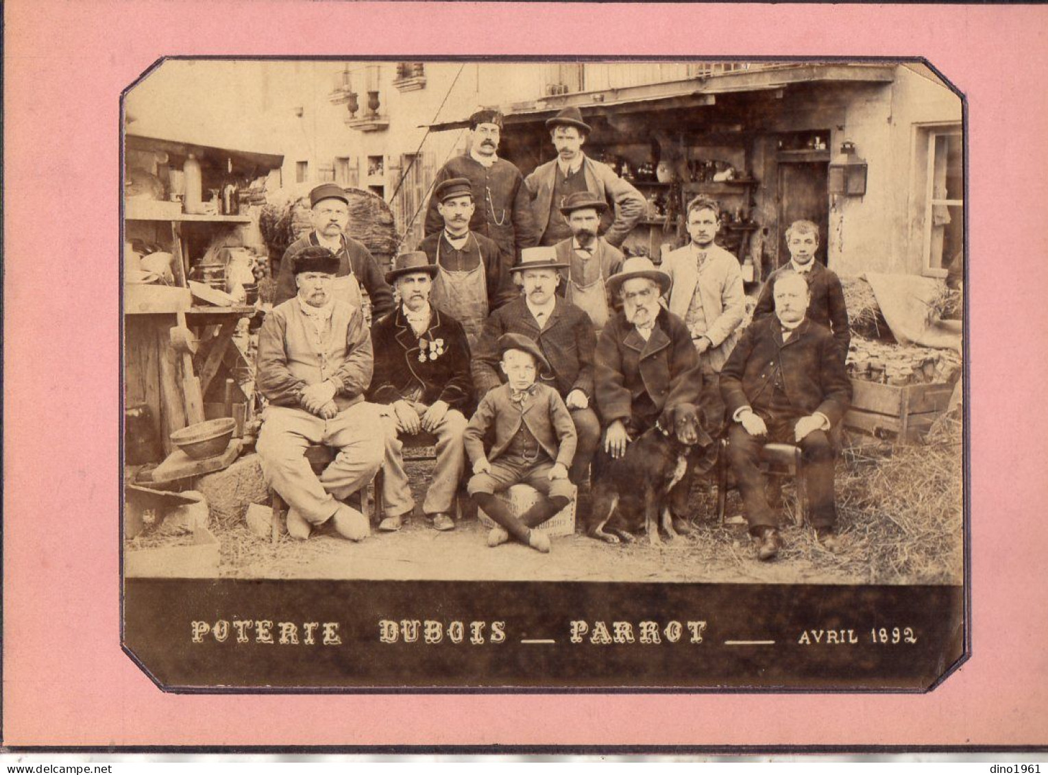 PHOTO 546 - 1892 - Photo Originale 24 X 18 - Poterie DUBOIS - PARROT - Potiers Dont 1 Avec Des Médailles Militaires - Berufe