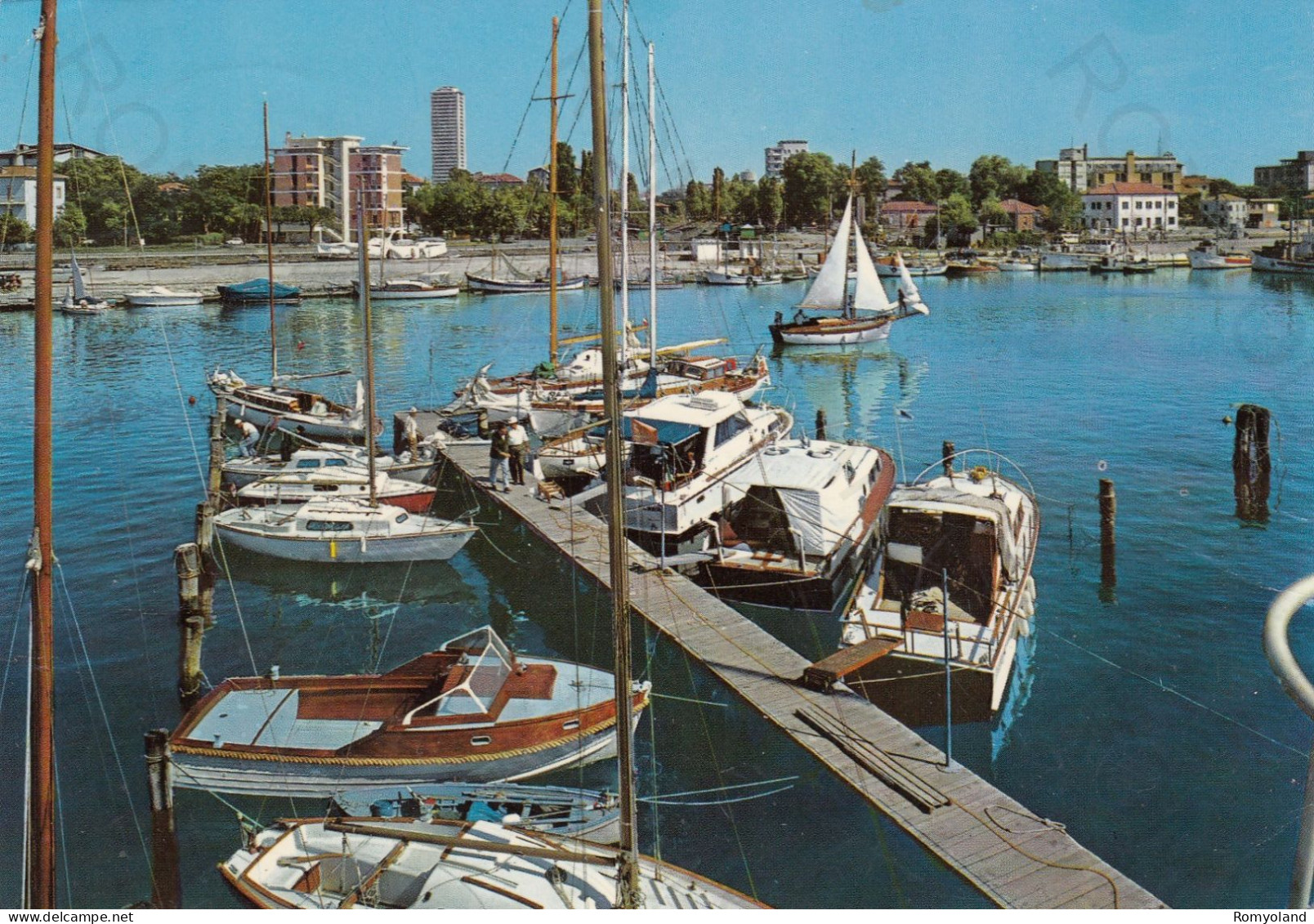 CARTOLINA  CESENATICO,CESENA,EMILIA ROMAGNA-LA DARSENA-SPIAGGIA,MARE,SOLE,ESTATE,VACANZA,BELLA ITALIA,VIAGGIATA 1971 - Cesena