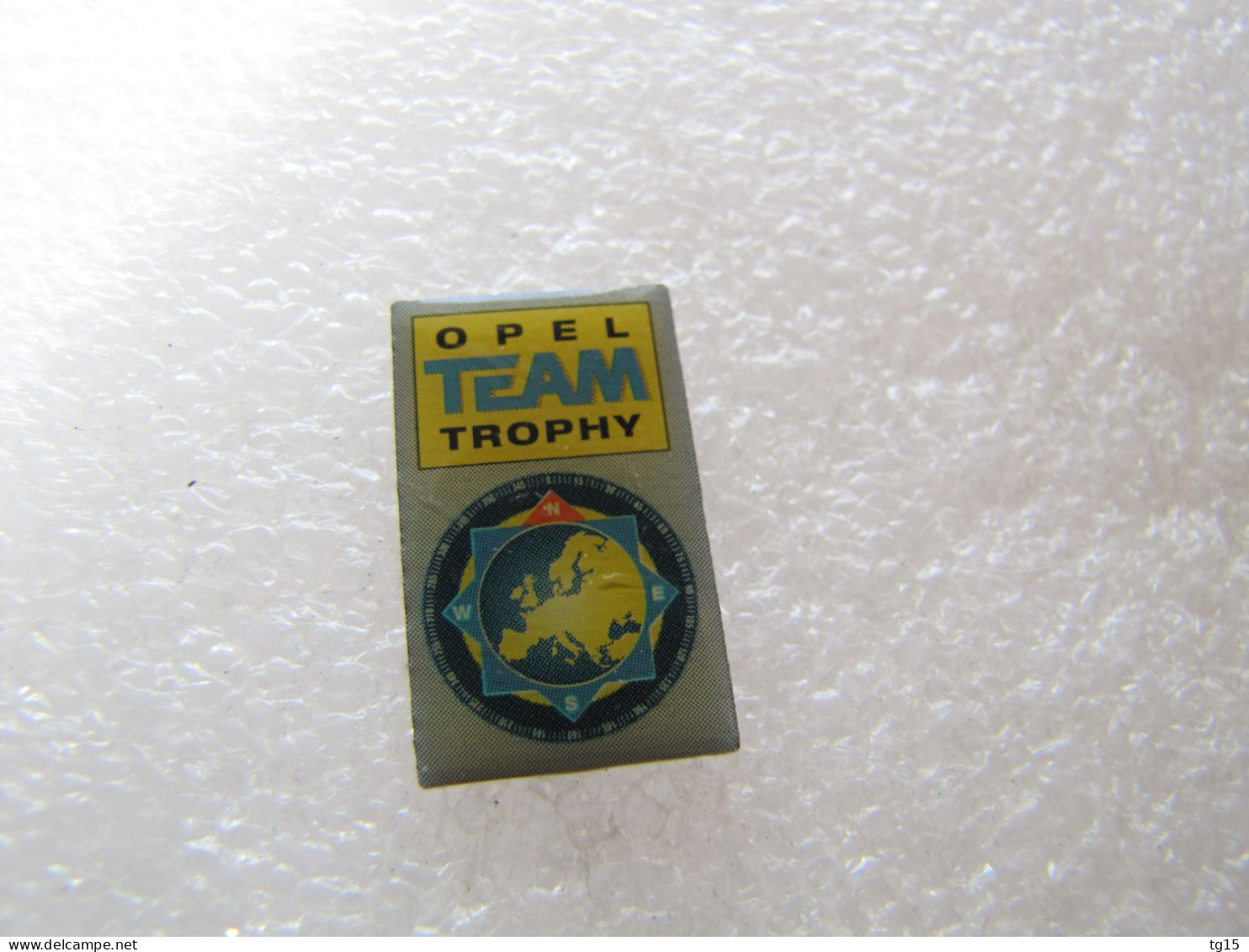 RARE   PIN'S    OPEL   TEAM   TROPHY - Opel