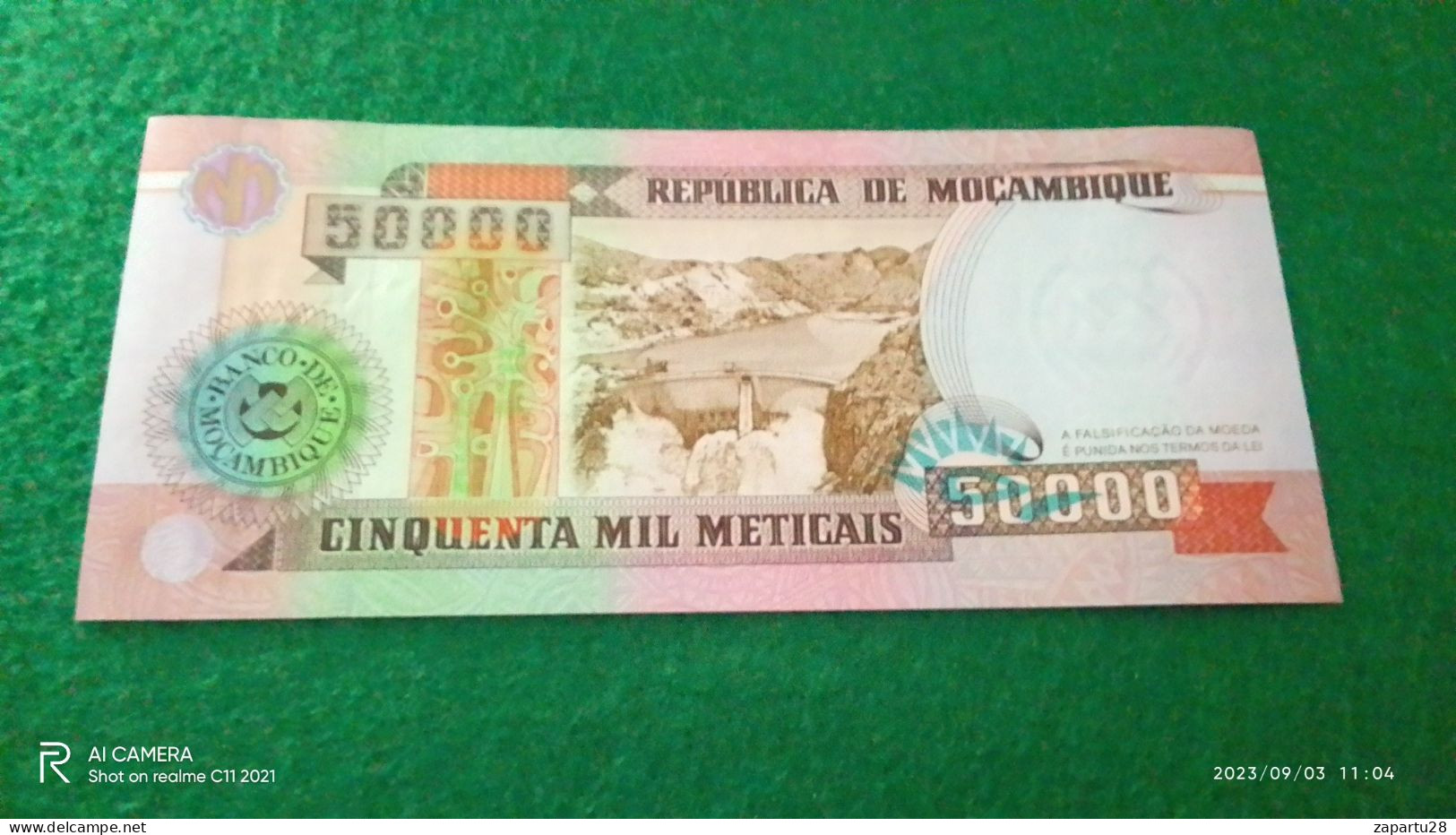 MOZAMBİK -1993            50 000      METICAIS        UNC - Malawi