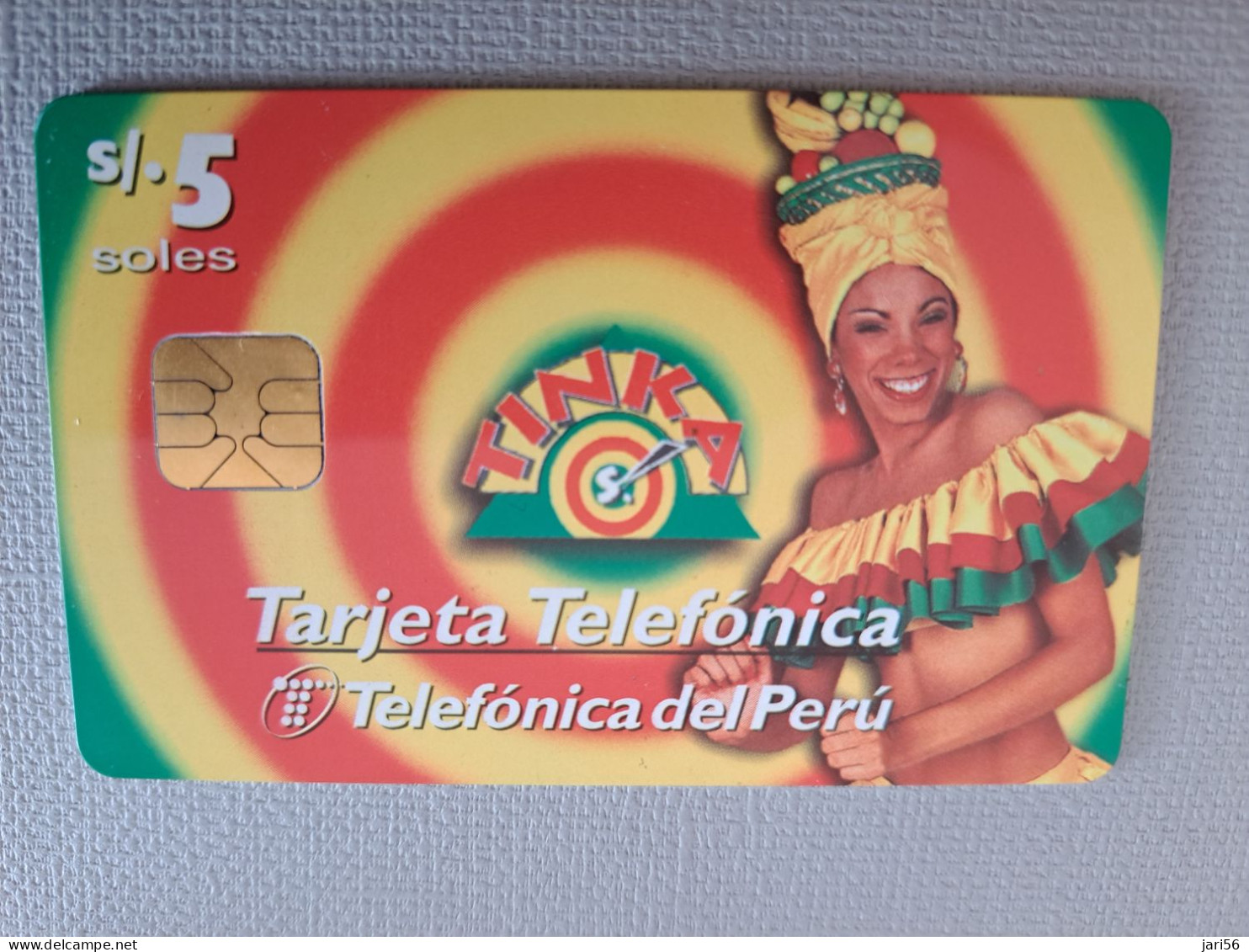 PERU   CHIPCARD   5,00 $ / TINKA LA TINKA/ NICE LADY IN COSTUME     Fine Used Card  ** 15130** - Peru