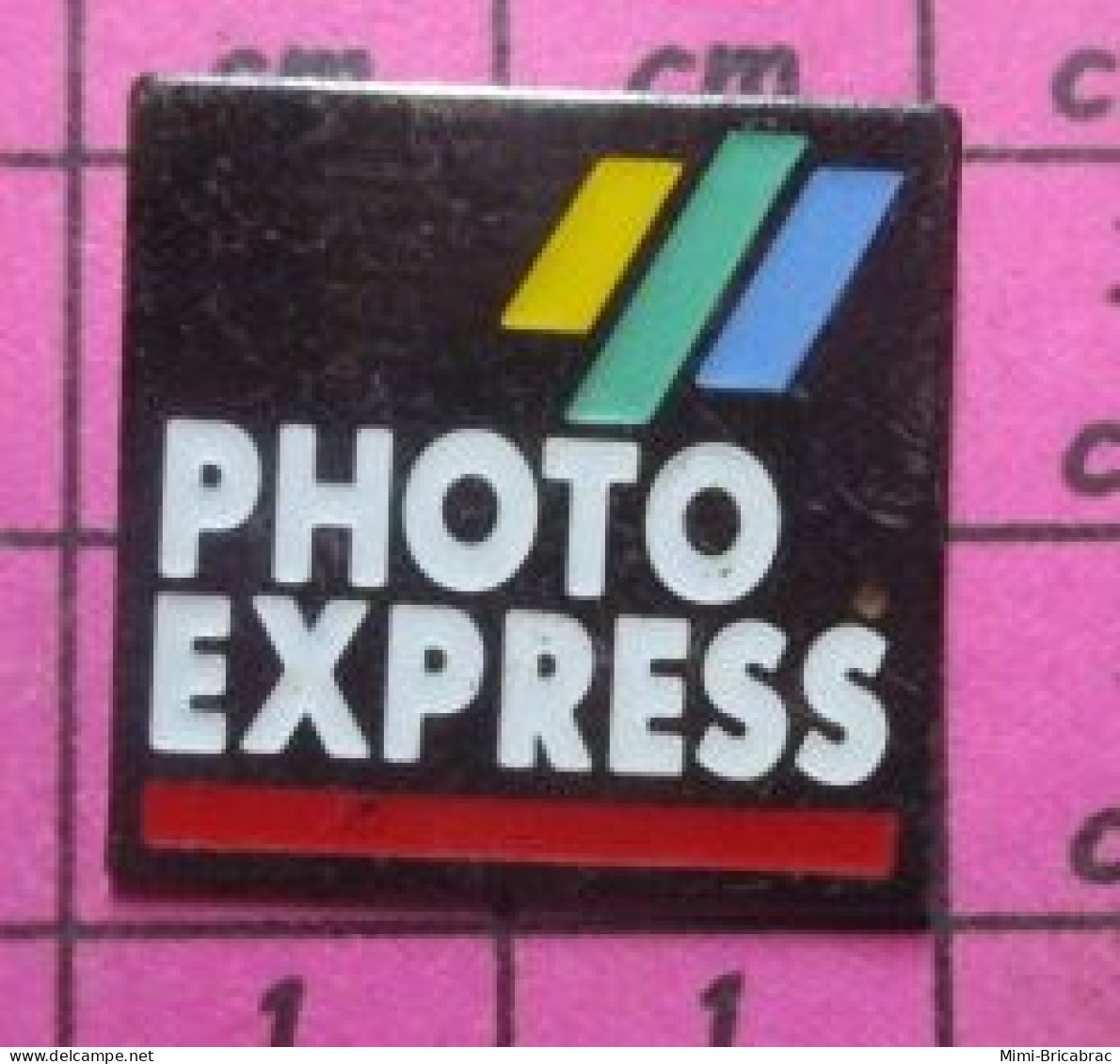 516C Pin's Pins / Beau Et Rare / PHOTOGRAPHIE / PHOTO EXPRESS - Fotografie