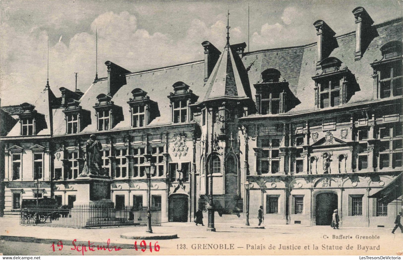 FRANCE - Grenoble - Palais De Justice Et La Statue De Bayard - Colorisé - Carte Postale Ancienne - Grenoble