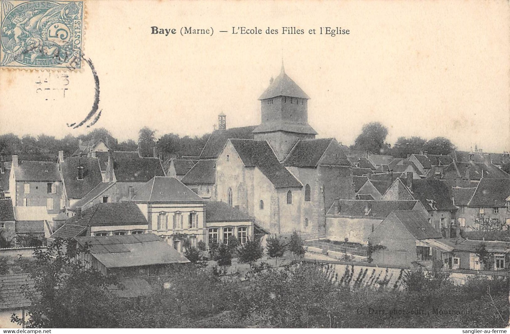 CPA 51 BAYE / ECOLE DES FILLES ET EGLISE - Other & Unclassified