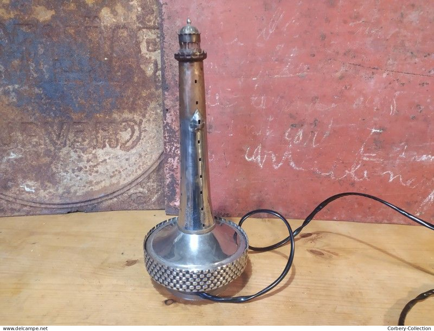 Ancienne Lampe Veilleuse Phare Marin Métal Et Cuivre - Lámparas Y Arañas