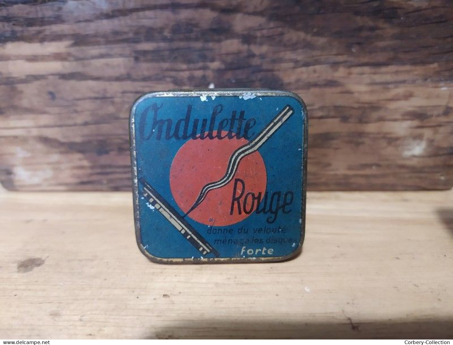 Ancienne Boîte à Aiguilles Ondulette Rouge Phonographe Gramophone - Boîtes