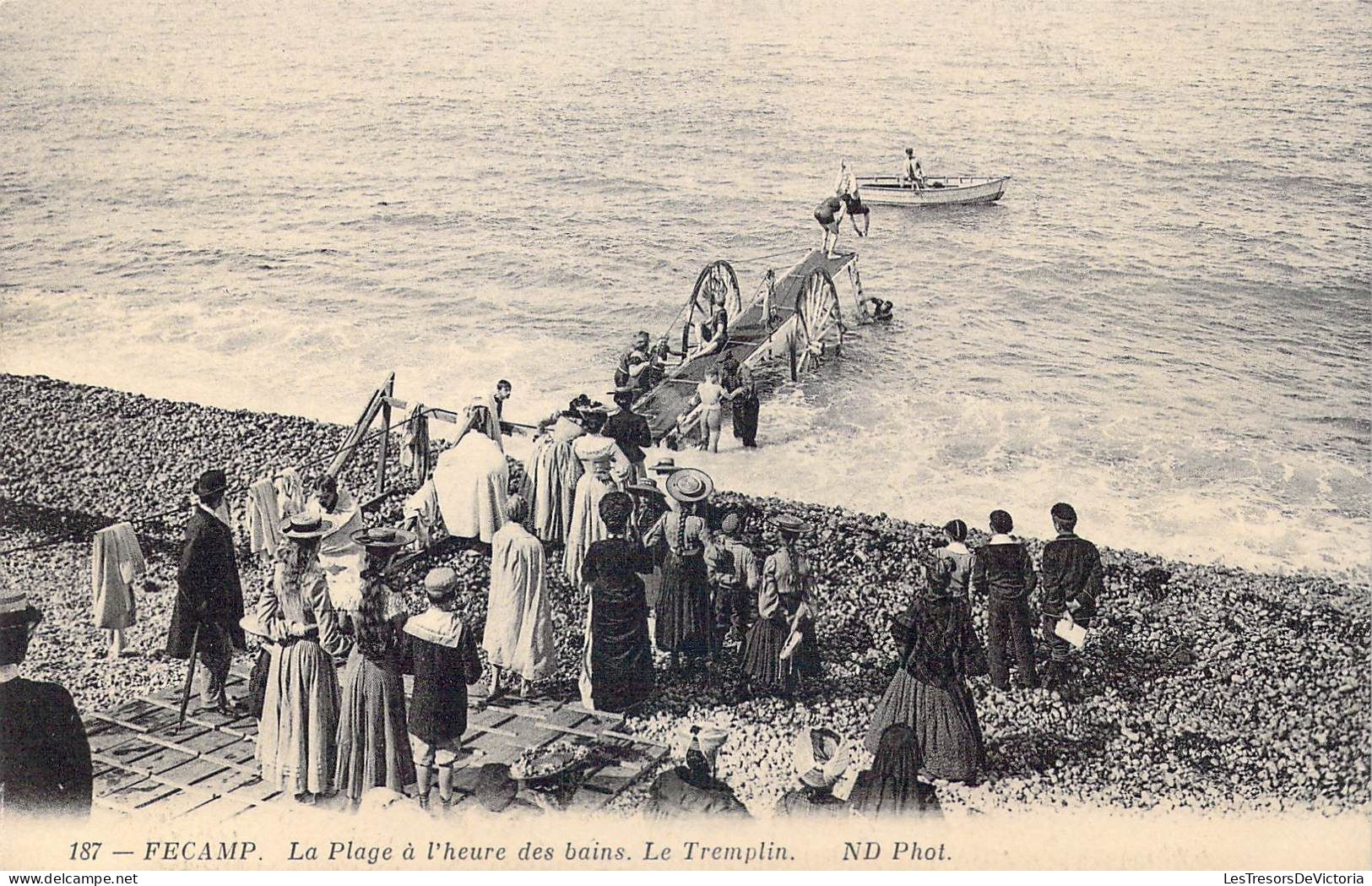 FRANCE - 76 - Fécamp - La Plage à L'heure Des Bains - Le Tremplin - Carte Postale Ancienne - Fécamp