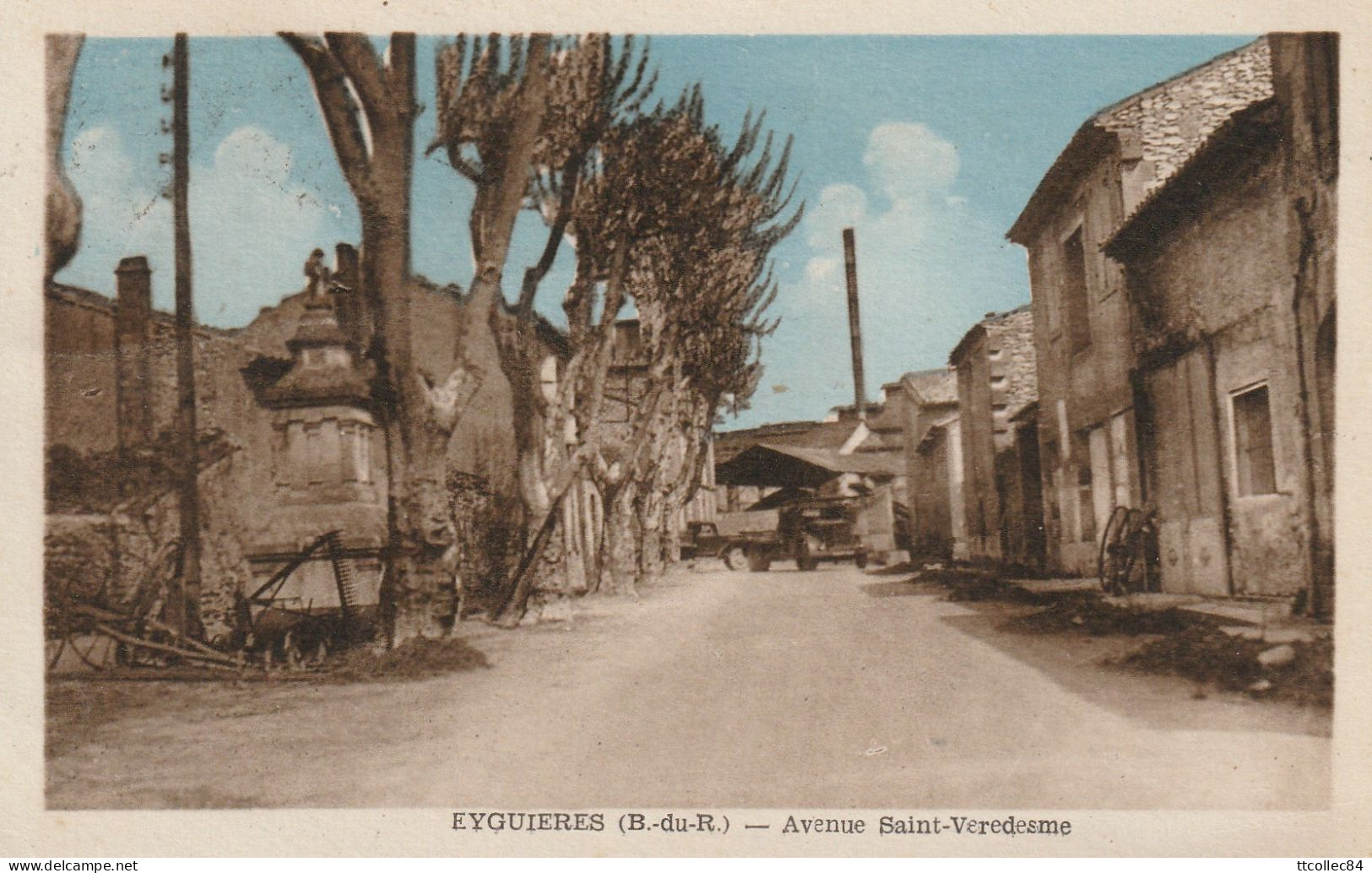 CPA-13-EYGUIERES-Avenue Saint Veredesme - Eyguieres