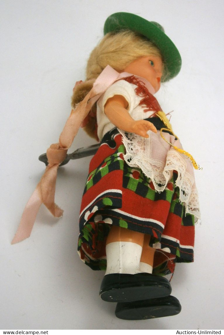Vintage Wind-Up Mechanical Doll Made In Germany - Muñecas