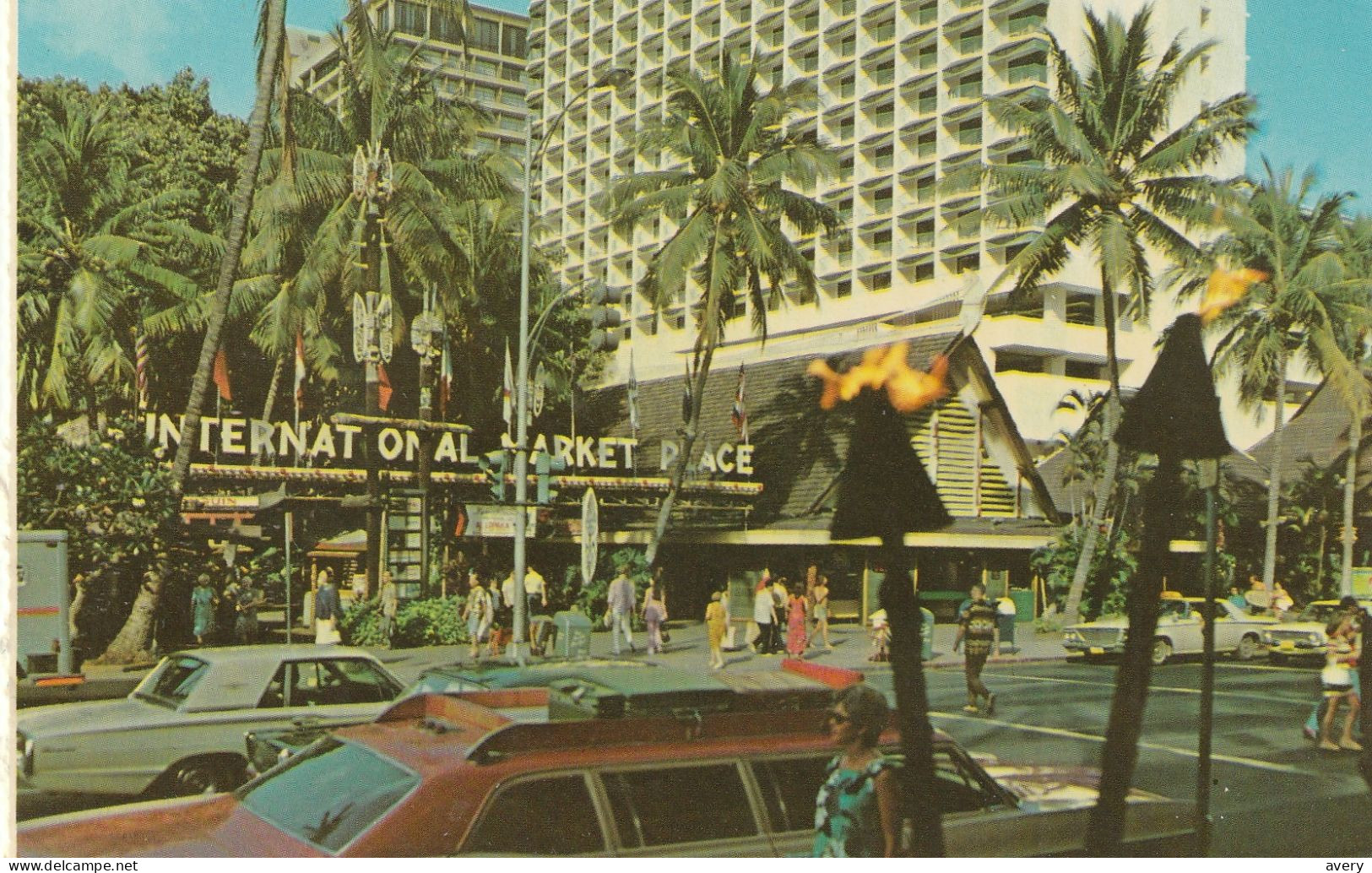 International Market Place, Waikiki Beach, Honolulu - Hawaii - Honolulu