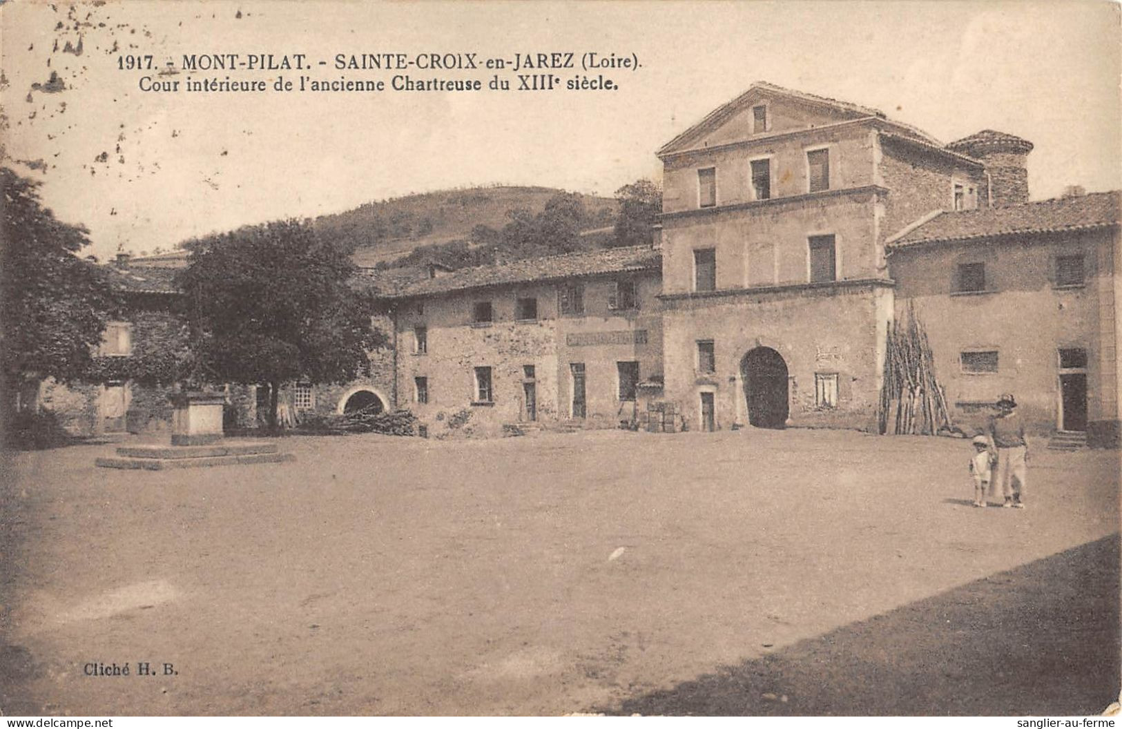 CPA 42 MONT PILAT / SAINTE CROIX EN JAREZ / COUR INTERIEURE DE L'ANCIENNE CHARTREUSE - Andere & Zonder Classificatie