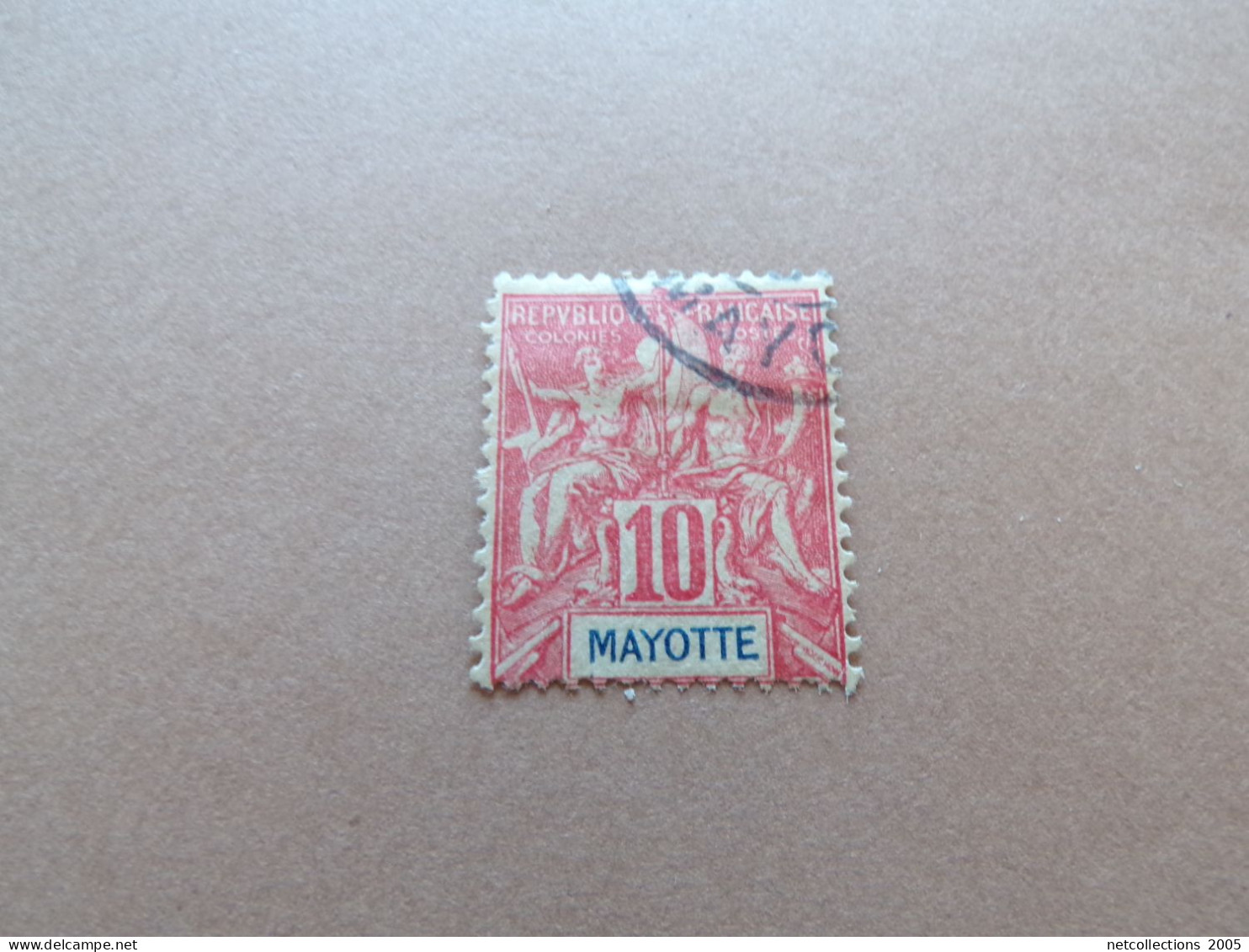 TIMBRE DE FRANCE ANCIENNE COLONIE MAYOTTE N°15 - OBLITERE AVEC CHARNIERE (Pochette Roses) - Oblitérés