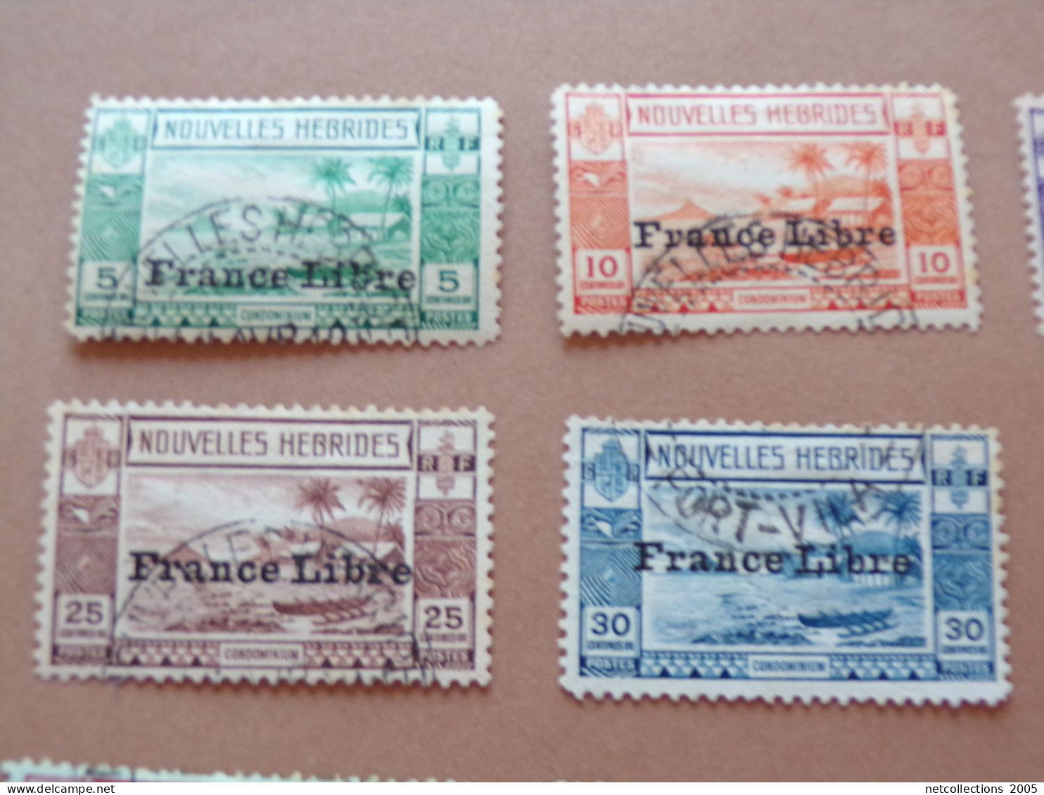 NOUVELLES HEBRIDES 1941 N°124/135 " FRANCE LIBRE " - OBLITERE AVEC CHARNIERE (Pochette Roses) - Used Stamps