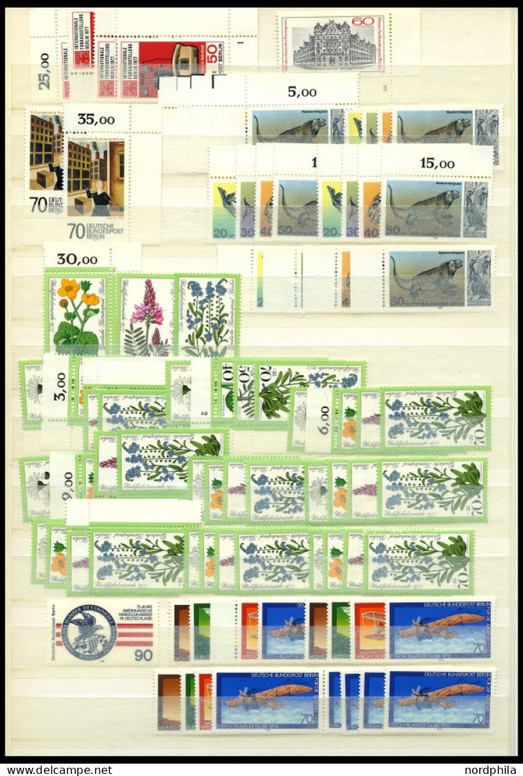 LOTS , sauber gesteckte Dublettenpartie Berlin von 1969-81 auf Einsteckseiten, Prachterhaltung