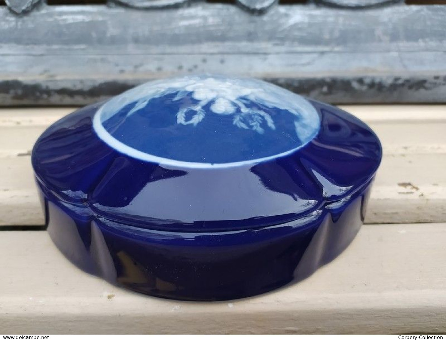 Ancienne Boite Bonbonnière Porcelaine Limoges Bleu Cobalt Camille Tharaud Décor Angelots