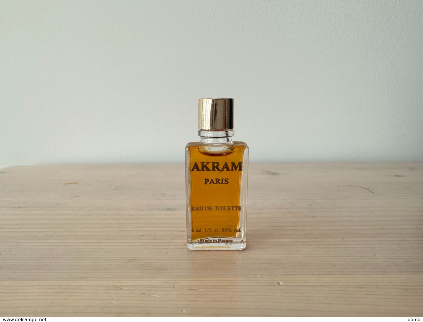 Akram EDT 6 Ml - Miniaturas Mujer (sin Caja)