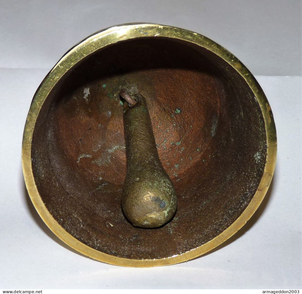 ANCIENNE CLOCHE EN BRONZE DORE LES SAINTS Lucas Marcus Matheus Joannes TBE PROPR - Bells