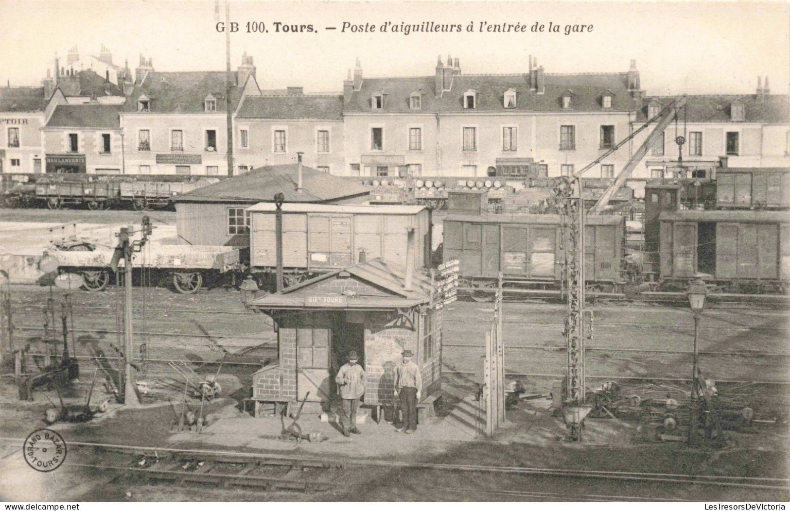 FRANCE - Tours - Poste D'aiguilleurs à L'entrée De La Gare - Carte Postale Ancienne - Tours