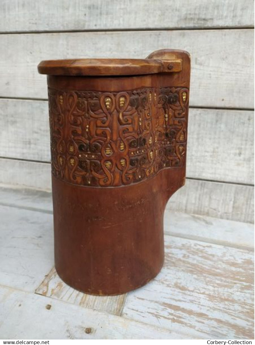Ancien Pichet, Chope Ou Mesure Bois Sculpté Polychrome Art Populaire / Suisse Suède Queyras XIXe - Art Populaire