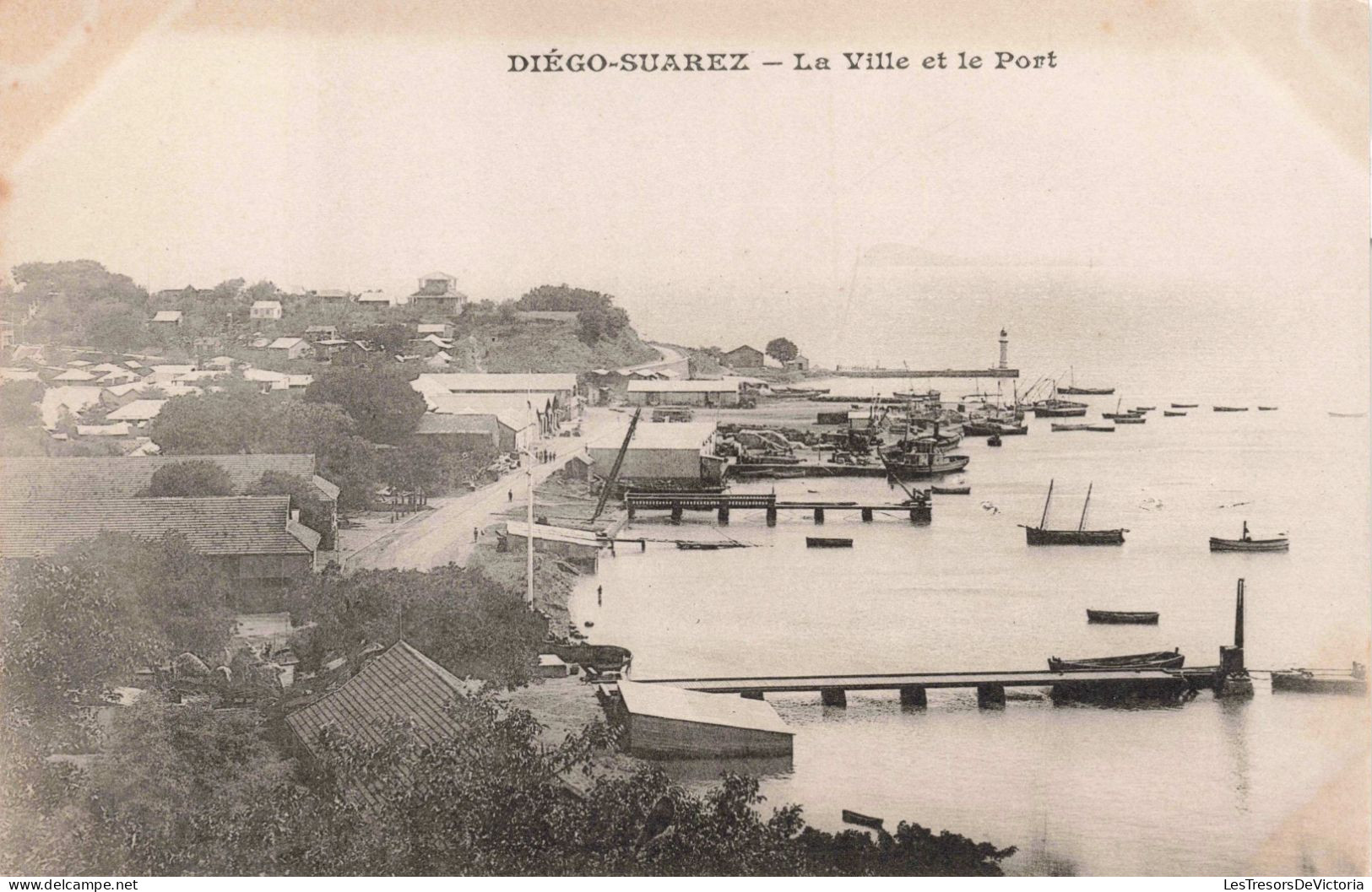 MADAGASCAR - Diégo Suarez - La Ville Et Le Port - Carte Postale Ancienne - Madagascar