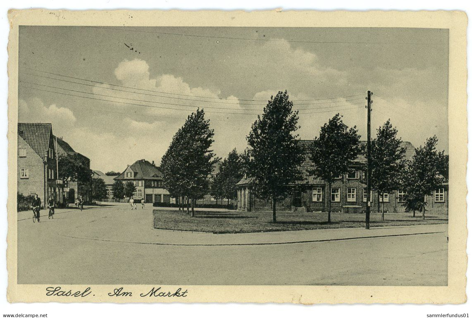 AK/CP Hamburg Wandsbek Sasel  Am Markt     Gel./circ. 1935  Erh./Cond. 2- Kl. Einriss Unten  Nr. 01738 - Wandsbek
