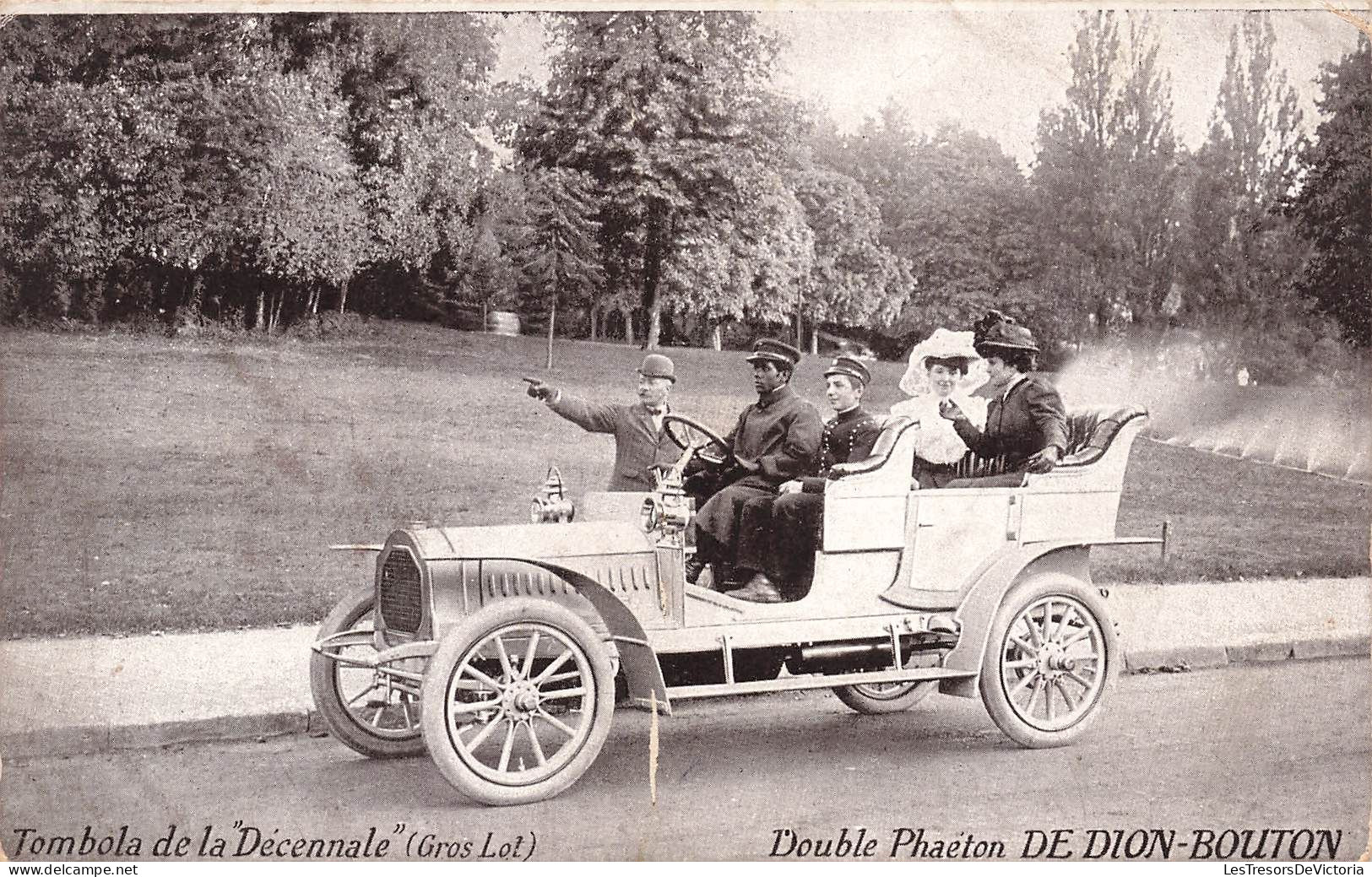 Automobile - Double Phaeton Bouton - Tombola De La Décennale -  Carte Postale Ancienne - Autres & Non Classés