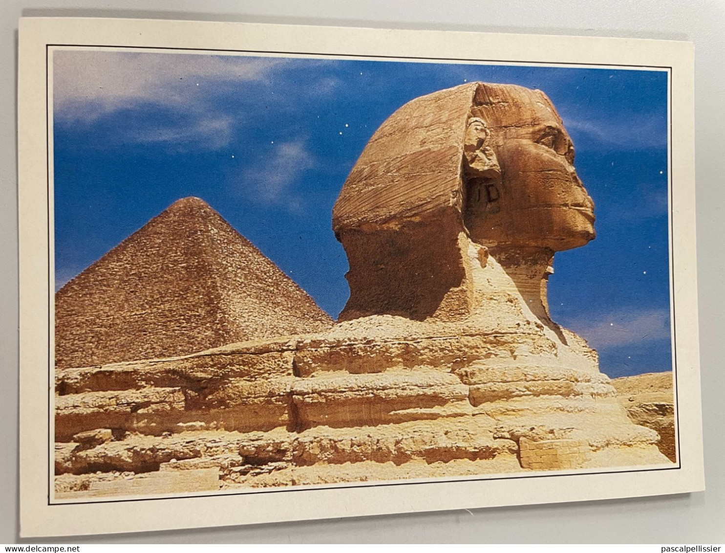 CPM - EGYPTE - Gizeh - Giza - Lion Androcéphale Colossal, Le Sphinx De Gizeh Veille Sur La Grande Pyramide De Kheops - Sphynx