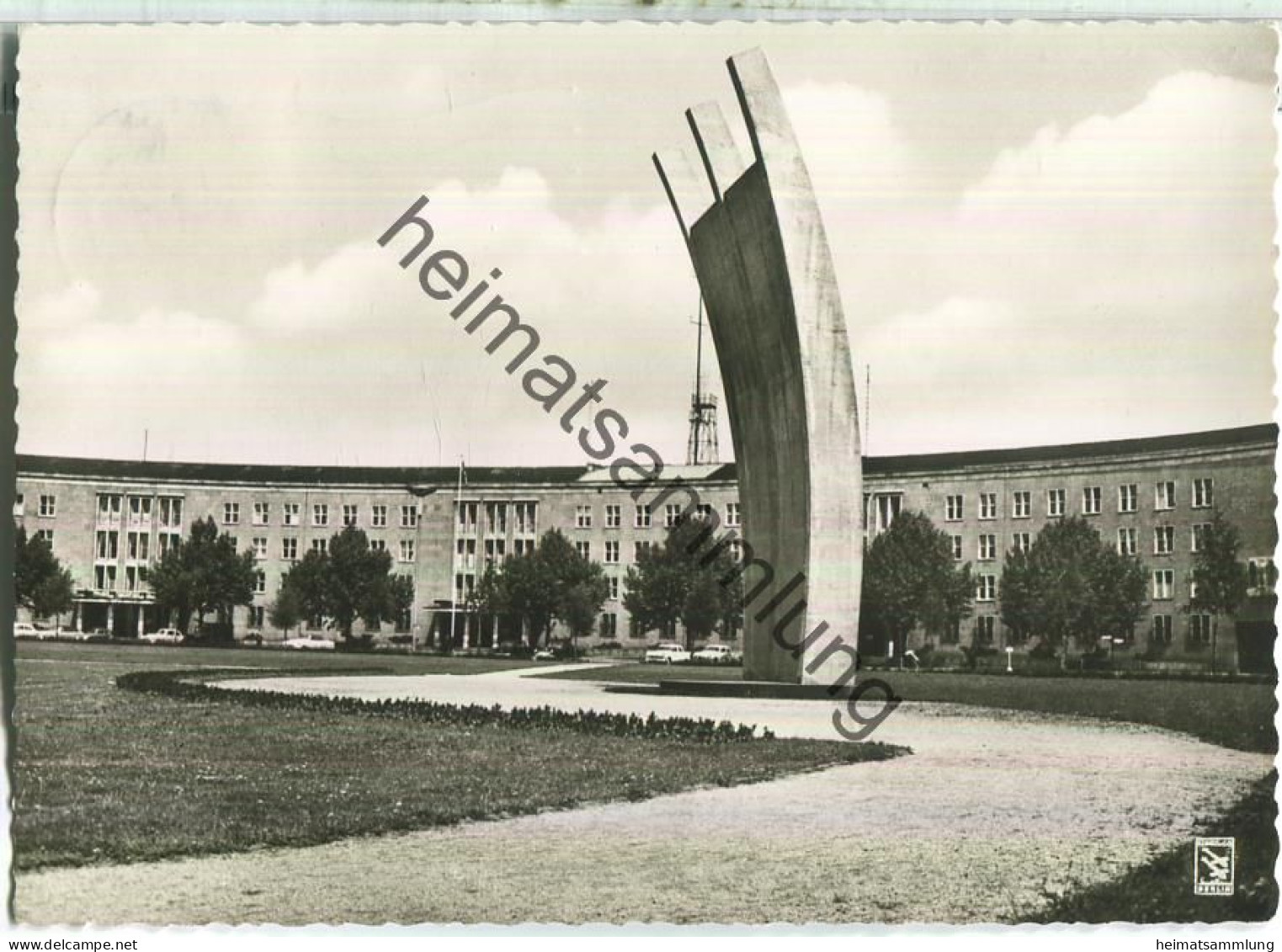 Berlin - Denkmal Am Platz Der Luftbrücke - Foto-Ansichtskarte - Verlag Klinke & Co. Berlin - Tempelhof