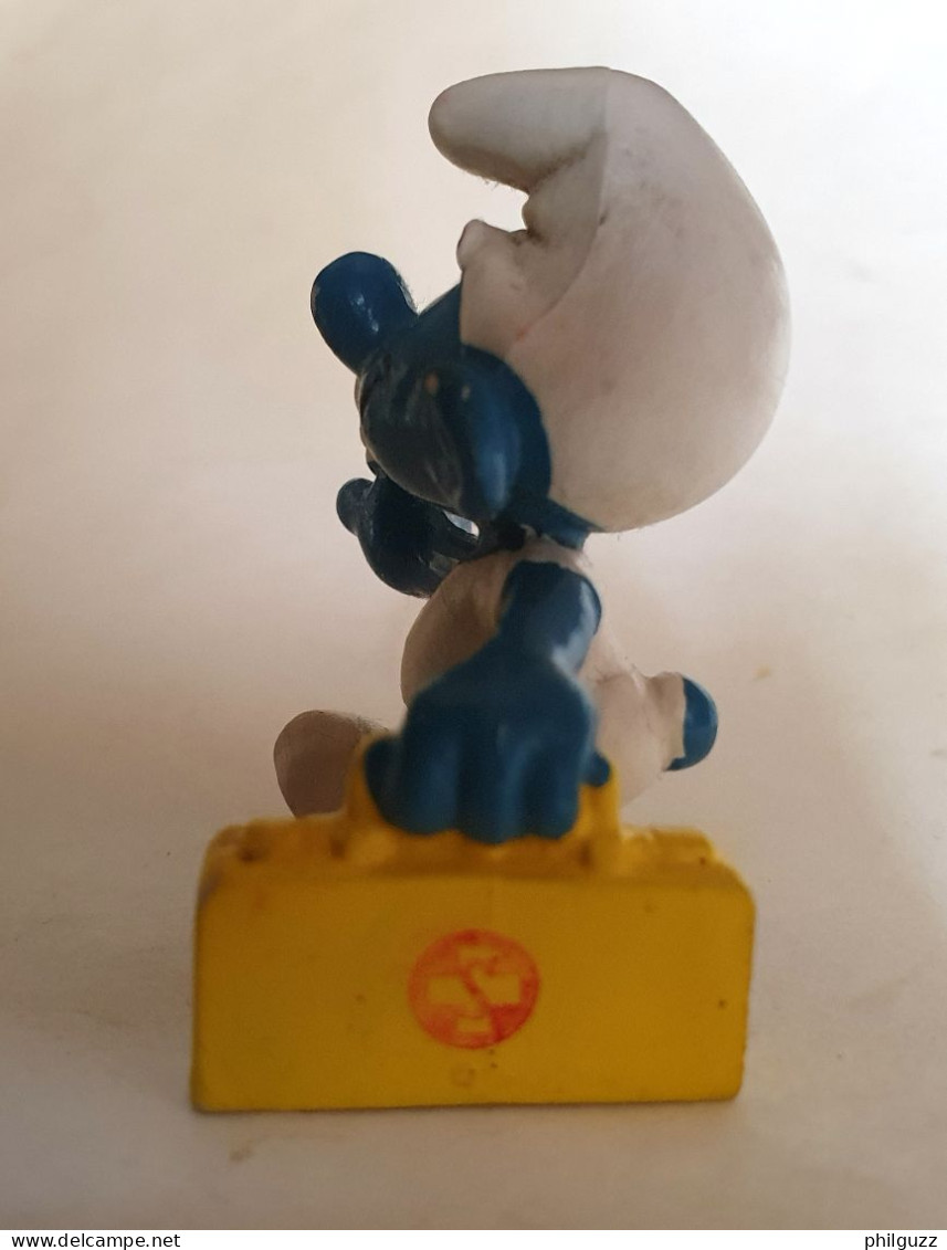 FIGURINE SCHTROUMPF - SMURF - PIFUTOS  - Publicitaire Pour ASB (3) - I Puffi