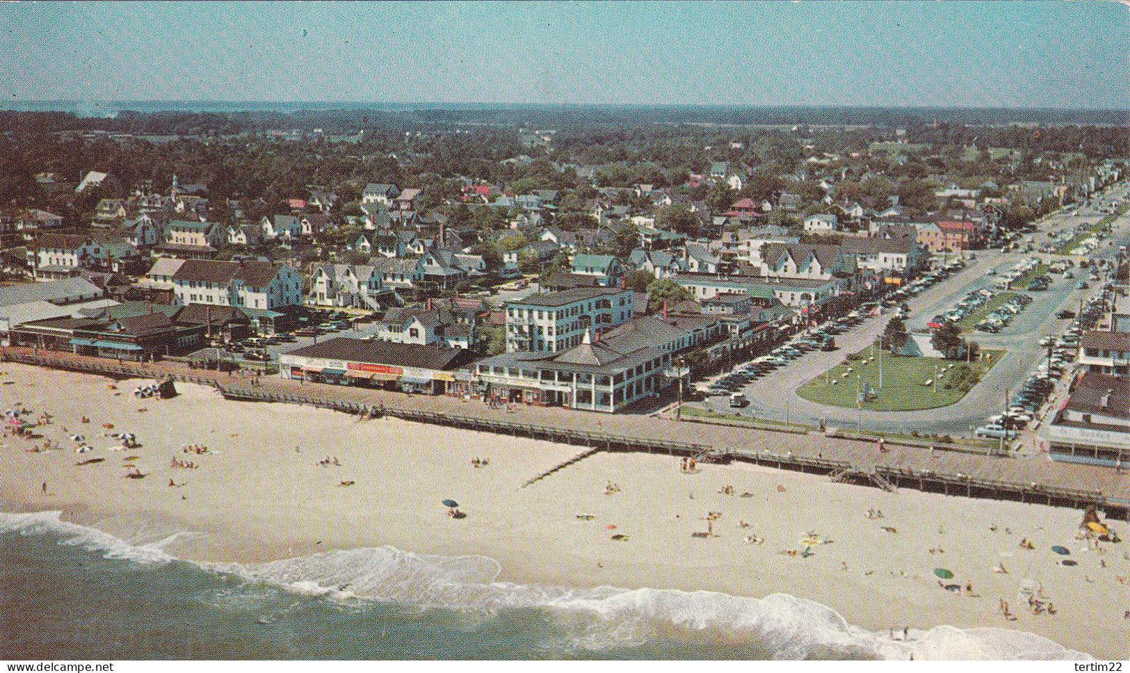 BREAKING SURF  AT REHOBOTH AS SEENFROM THE  AIR - Andere & Zonder Classificatie