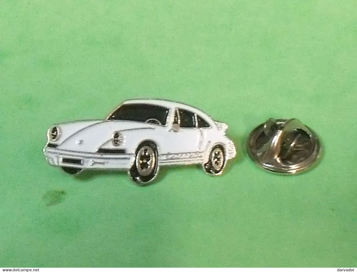 TB3AB / Pin's / Automobile : Porche  ( état ,voir Scan ) - Porsche