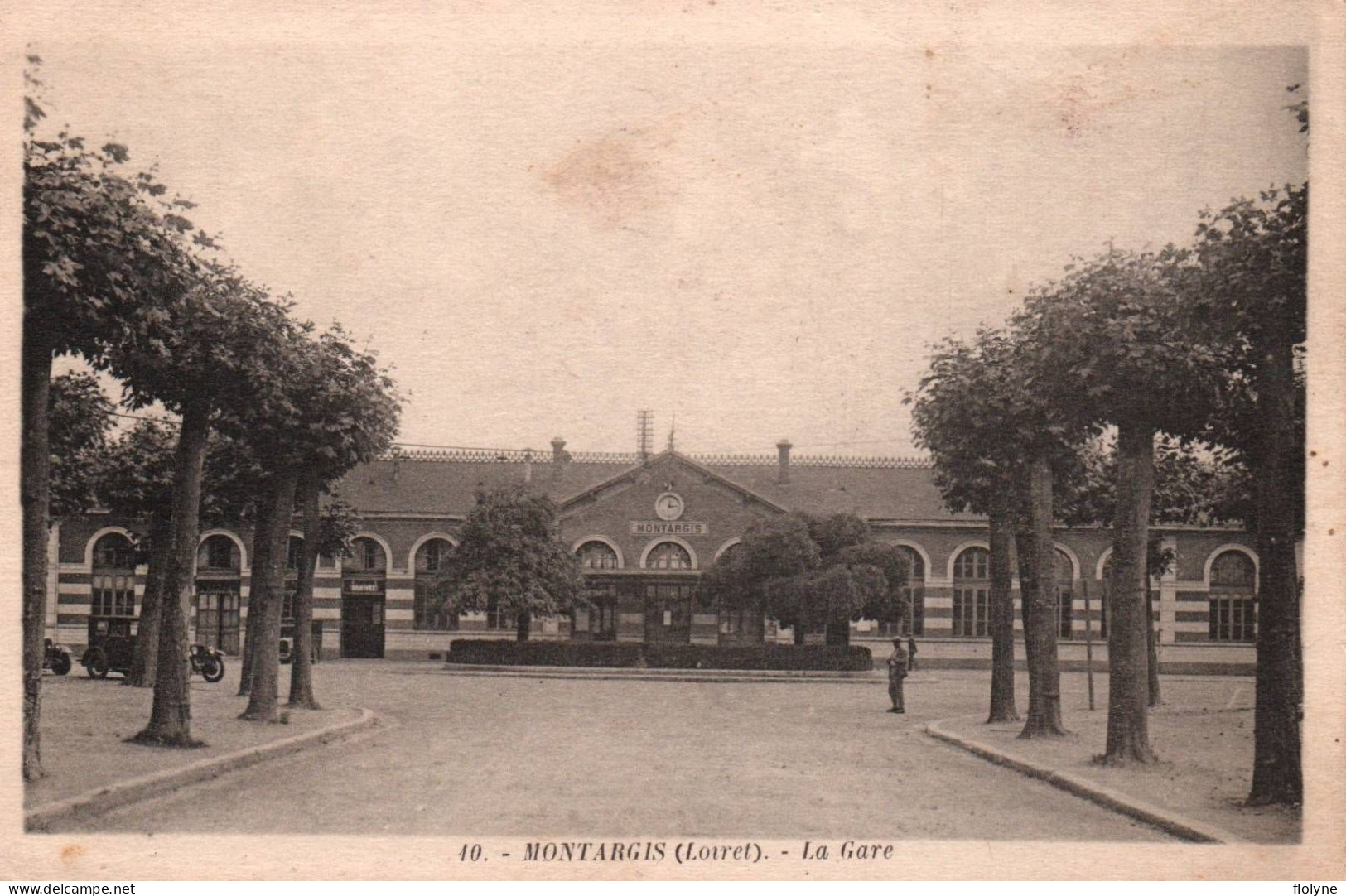 Montargis - La Gare - Parvis Place - Montargis