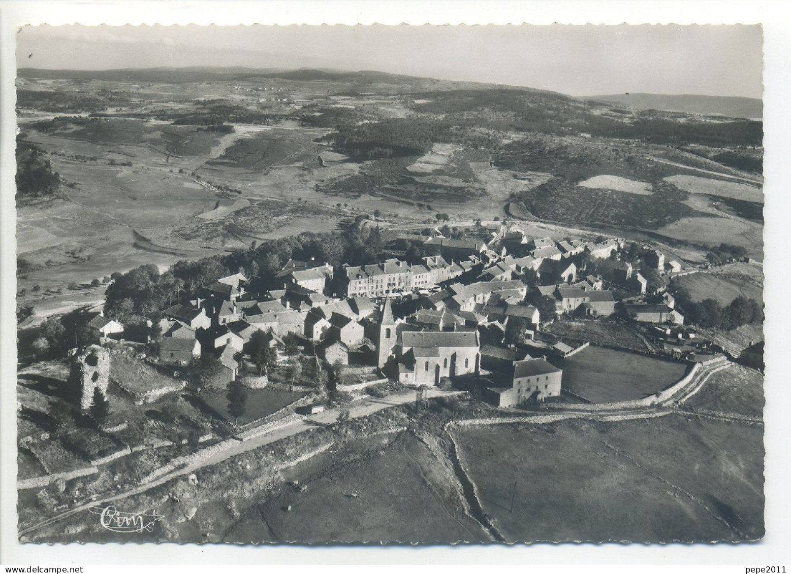 CPSM 48 Lozère - Châteauneuf De Randon - Vue Générale Aérienne Et La Vallée De Chapeauroux - Peu Commune - Chateauneuf De Randon