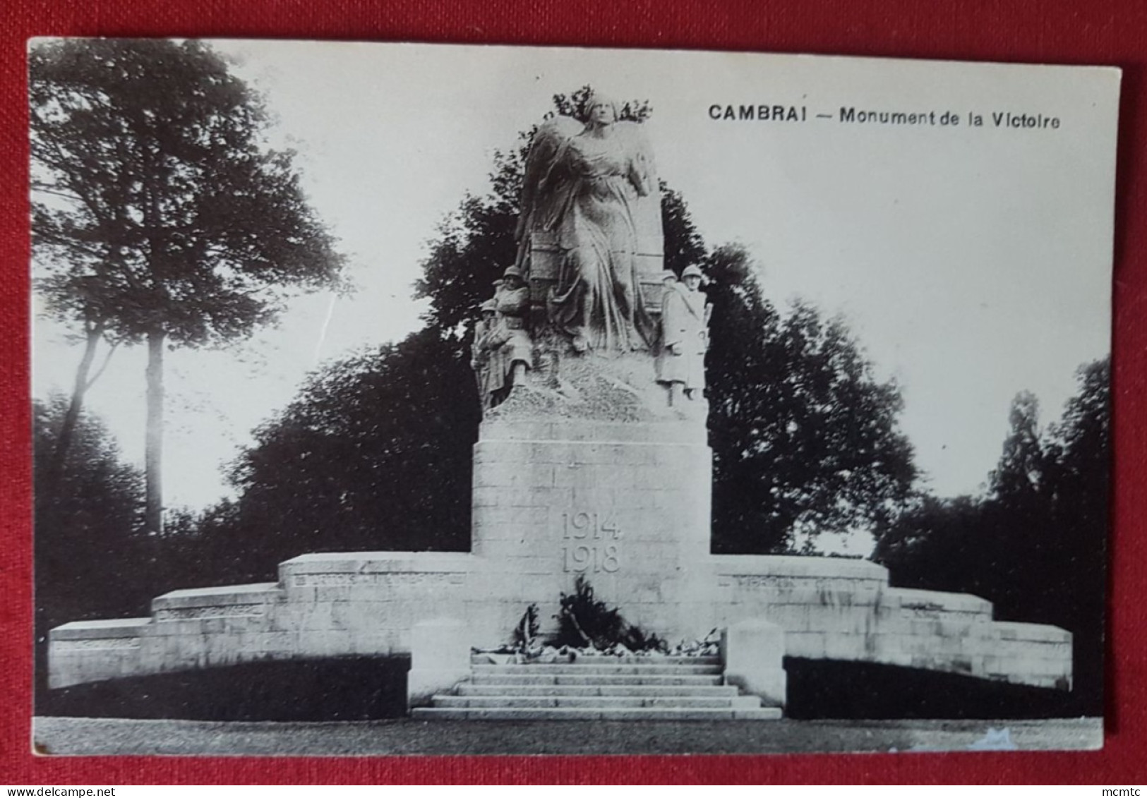 CPA - Cambrai - Monument De La Victoire - Cambrai