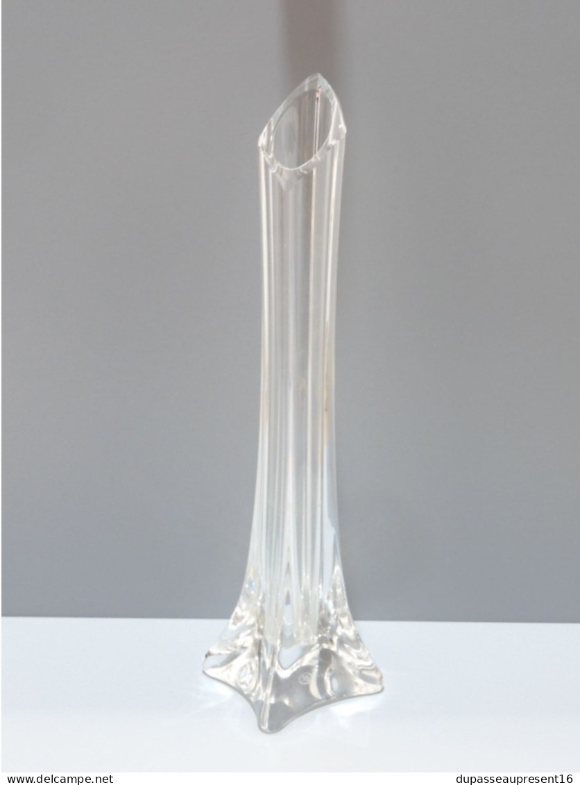 -JOLI VASE SOLIFLORE CRISTAL signé SAINT LOUIS COLLECTION déco XXe    E