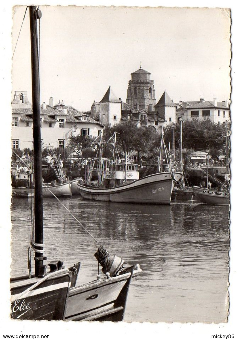 CIBOURE --1963 --Le Port Et L'église St Jean ( Bateau De Pêche " Le Dénicheur " - Ciboure