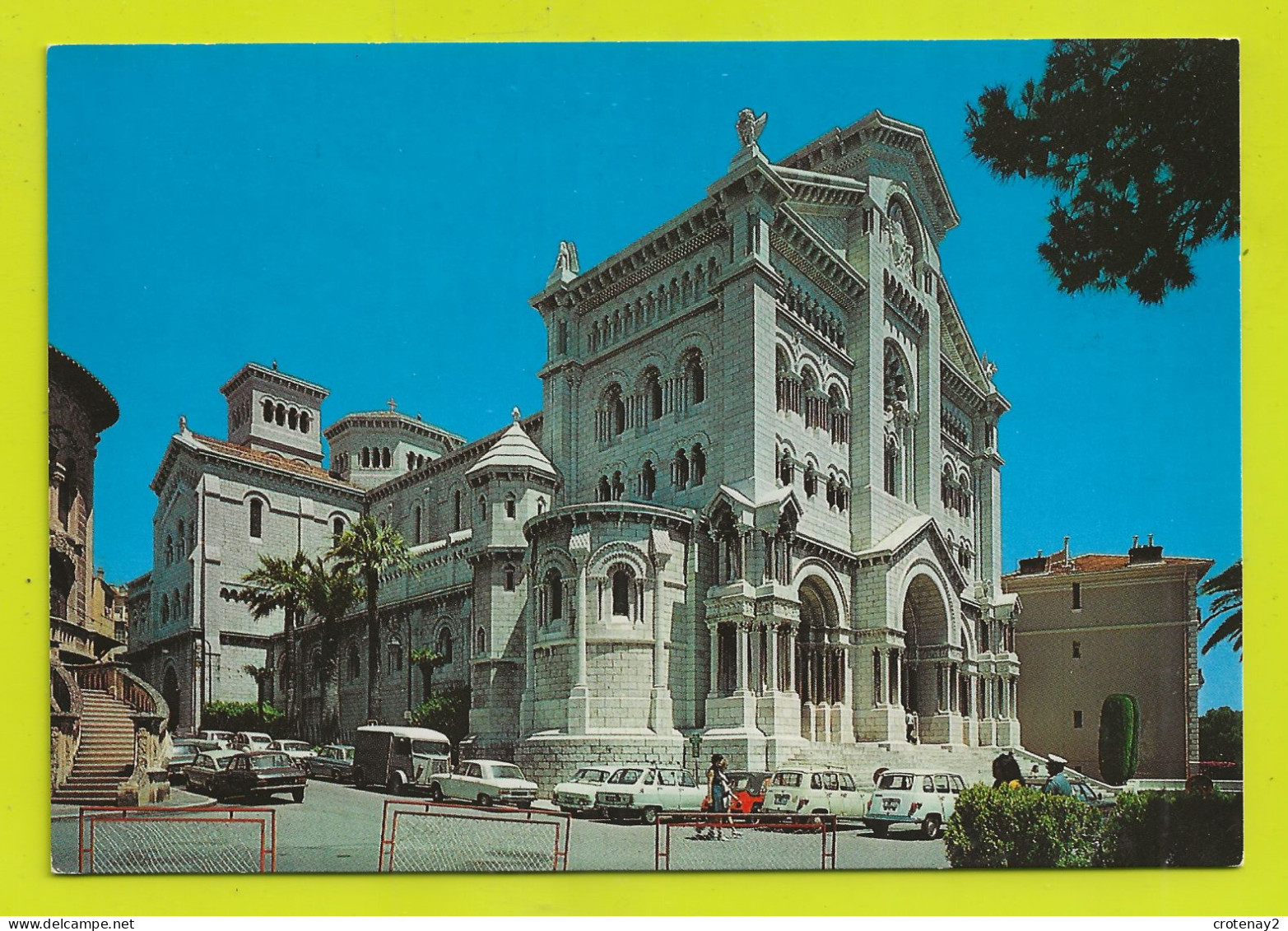 MONACO Principauté De Monaco La Cathédrale  Voitures Renault 4L R6 Tube Citroën En 1989 - Catedral De San Nicolás