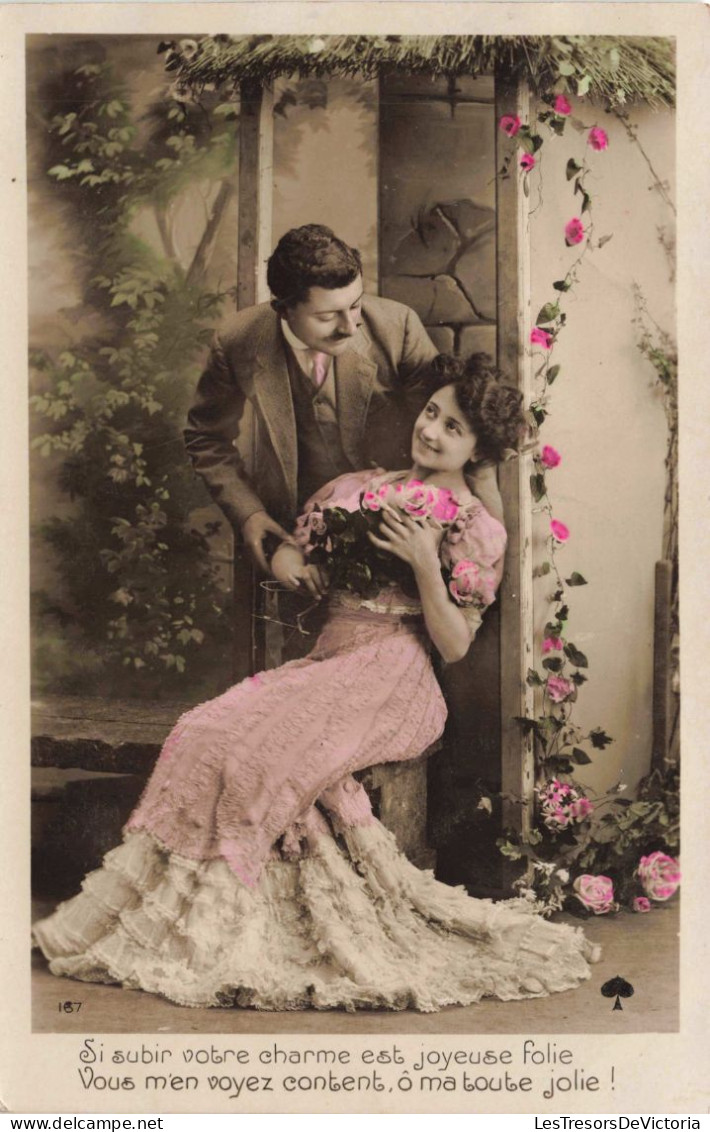 COUPLE - Si Subir Votre Charme Est Joyeuse Folie, Vous M'en Voyez Content - Carte Postale Ancienne - Paare