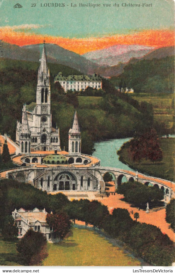 FRANCE - Lourdes - La Basilique Vue Du Château Fort - Colorisé - Carte Postale Ancienne - Lourdes