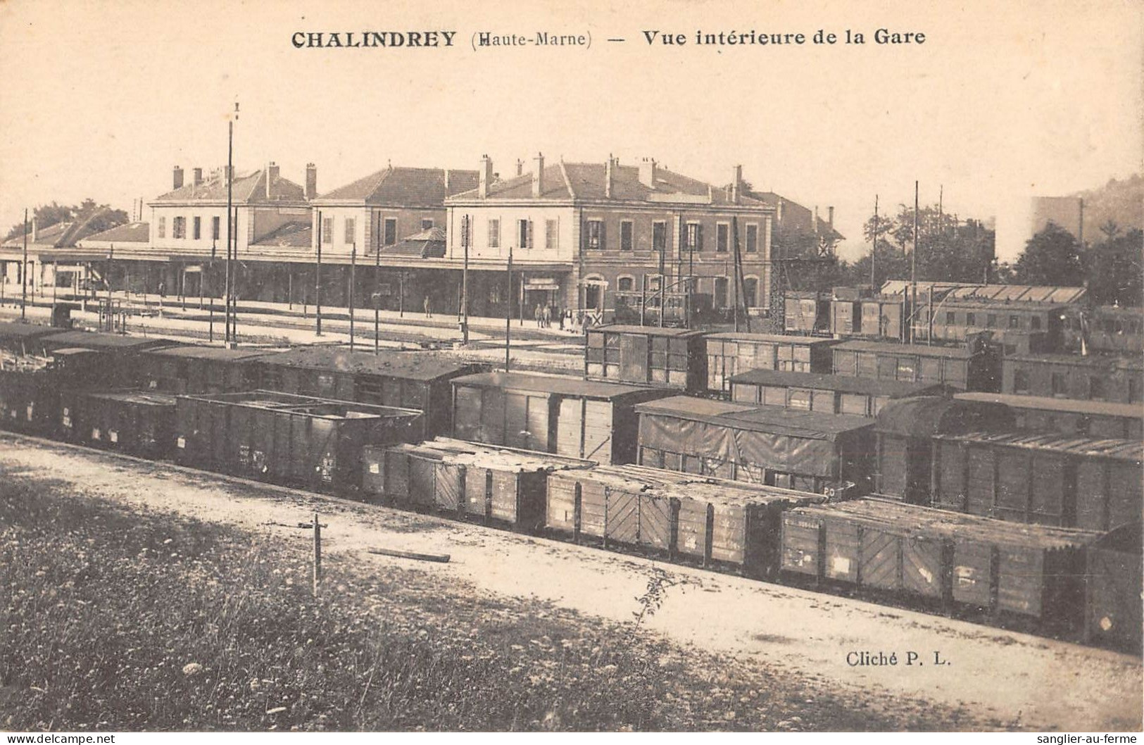 CPA 52 CHALINDREY / VUE INTERIEURE DE LA GARE / TRAIN - Chalindrey