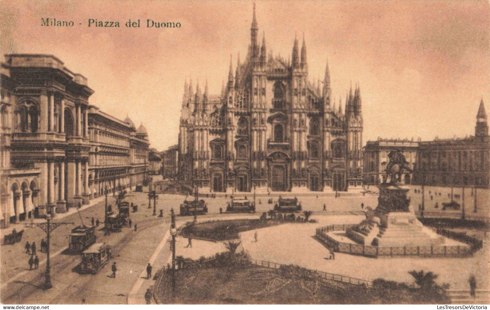 ITALIE - Milano - Piazza Del Duomo - Carte Postale Ancienne - Milano (Milan)
