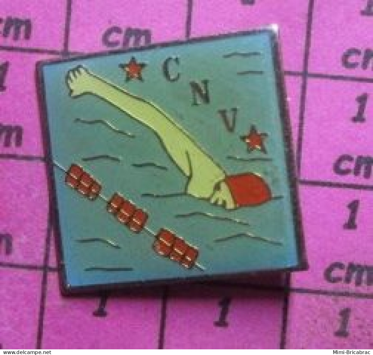 818c Pin's Pins / Beau Et Rare / SPORTS / NATATION CLUB CNV - Natation