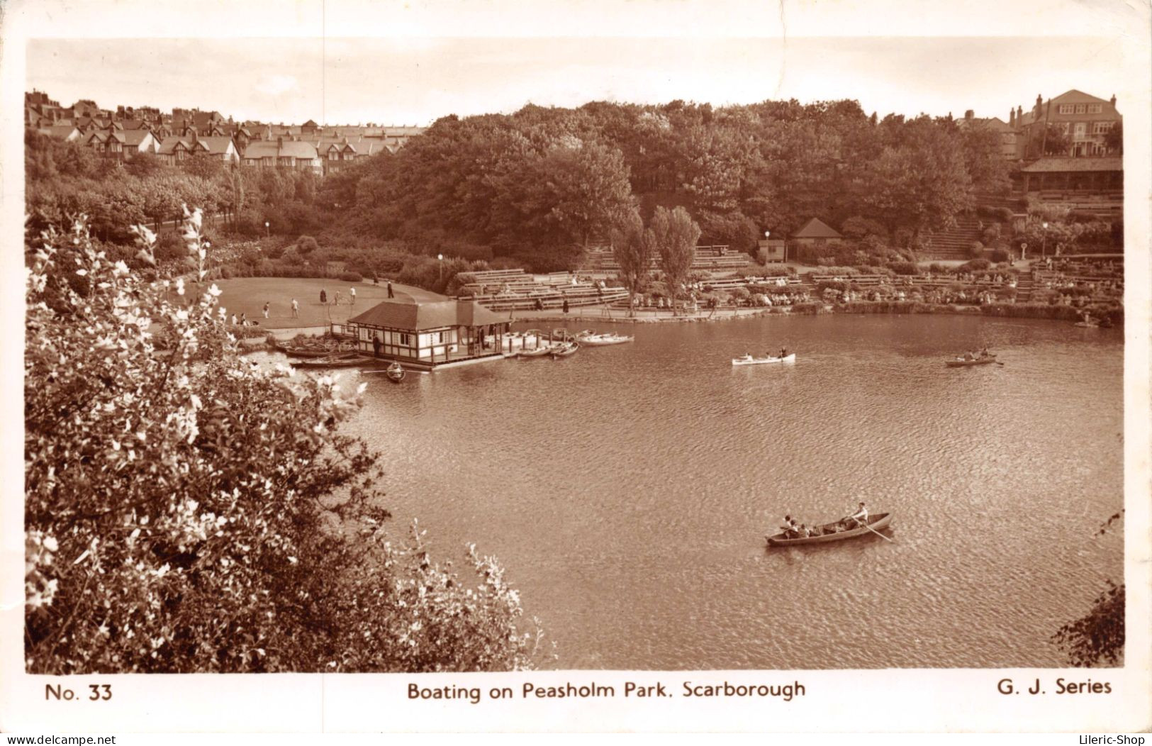 UK - 1955 Real Photo Postcard Scarborough Yorkshire - Boating On Peasholm Park. - Scarborough