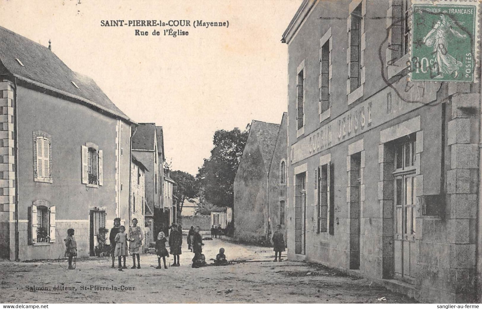 CPA 53 SAINT PIERRE LA COUR / RUE DE L'EGLISE - Autres & Non Classés