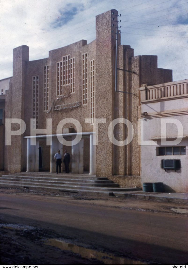 1957 NORMANDIE CINEMA TCHAD CHADE AFRICA AFRIQUE ORIGINAL 35mm  DIAPOSITIVE SLIDE NO PHOTO FOTO NB2661 - Diapositives