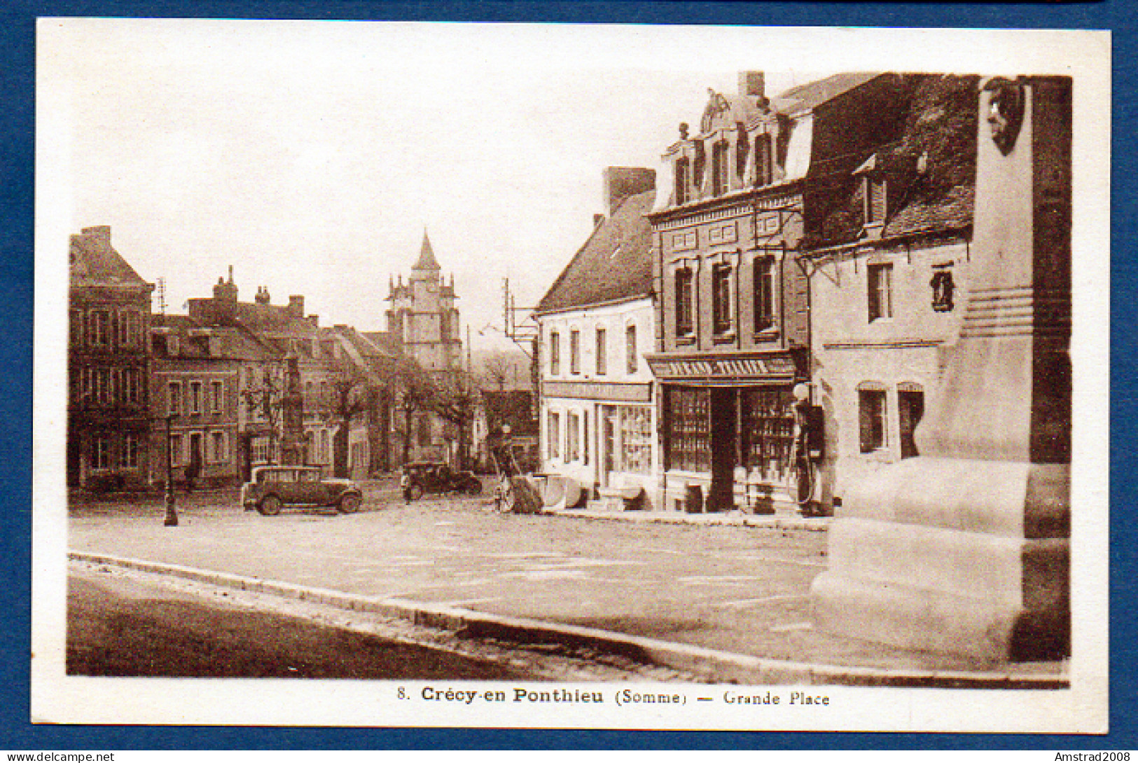 CRECY-EN PONTHIEU - GRANDE PLACE -  FRANCE - Crecy En Ponthieu