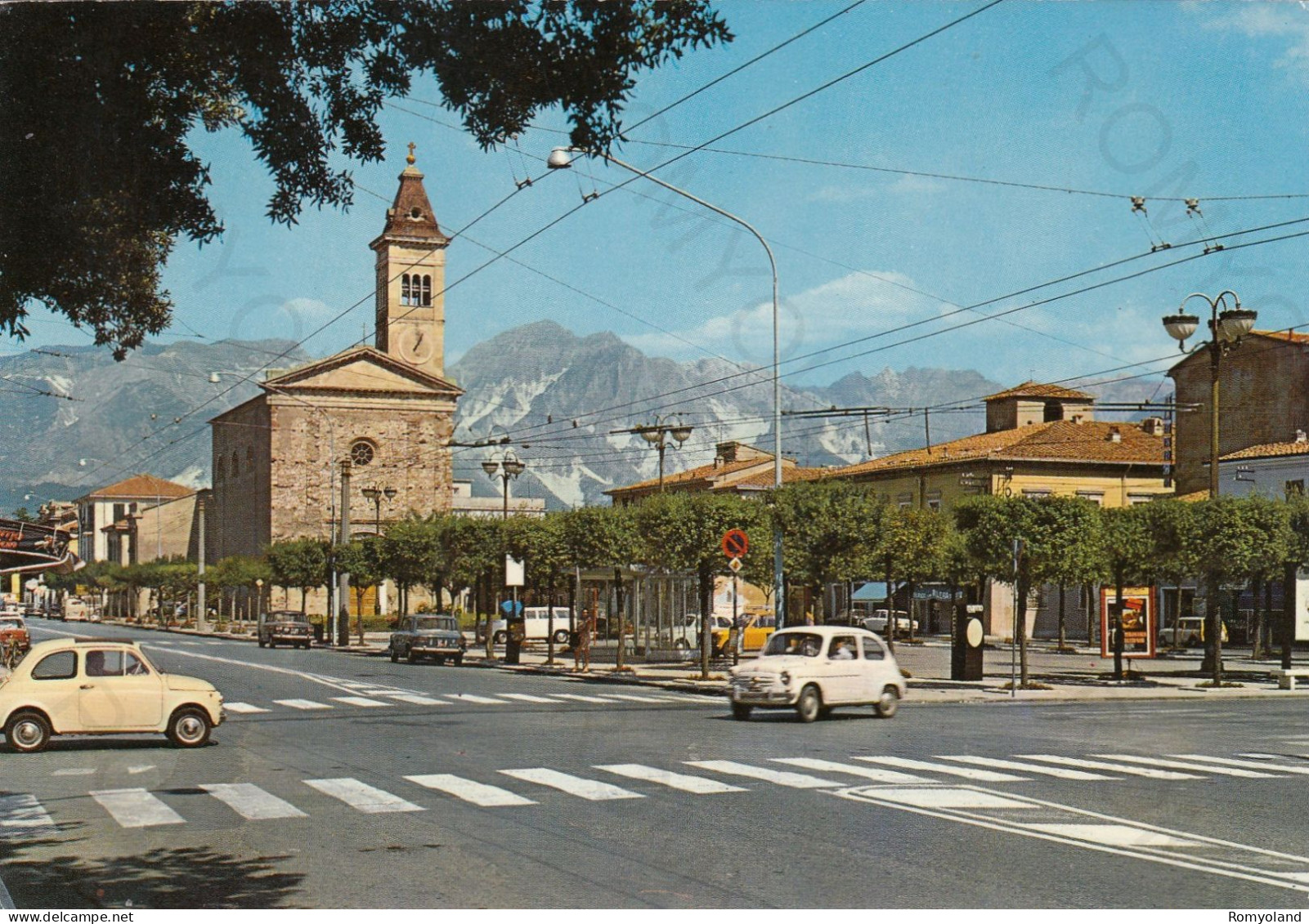 CARTOLINA  MARINA DI CARRARA,TOSCANA-PIAZZA GINO MENCONI-STORIA,MEMORIA,CULTURA,RELIGIONE,BELLA ITALIA,NON VIAGGIATA - Carrara