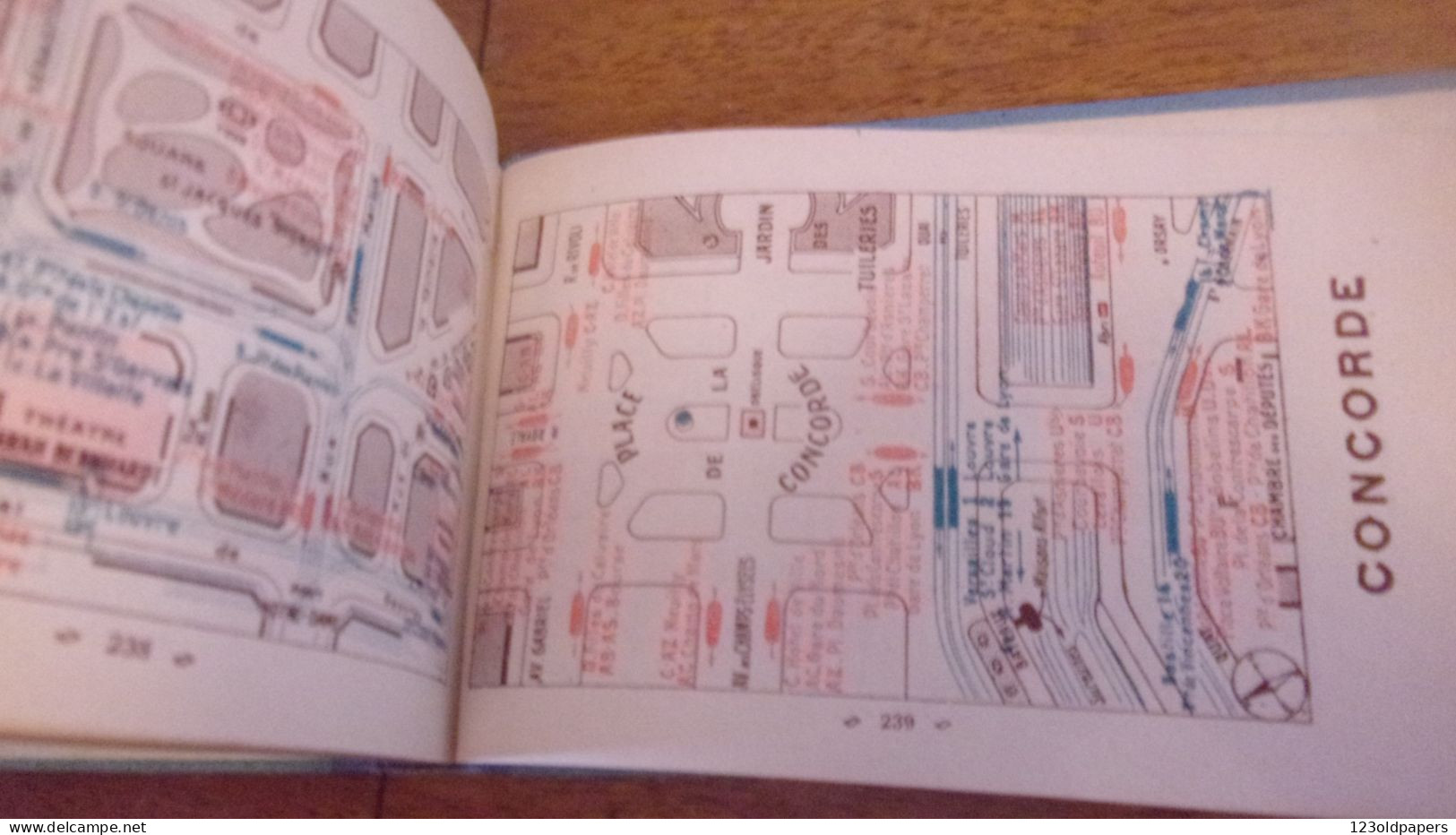 75 -PARIS - Petit guide officiel rare " Autobus - Tramway - Bâteaux " ( Société transport en commun région Parisienne )