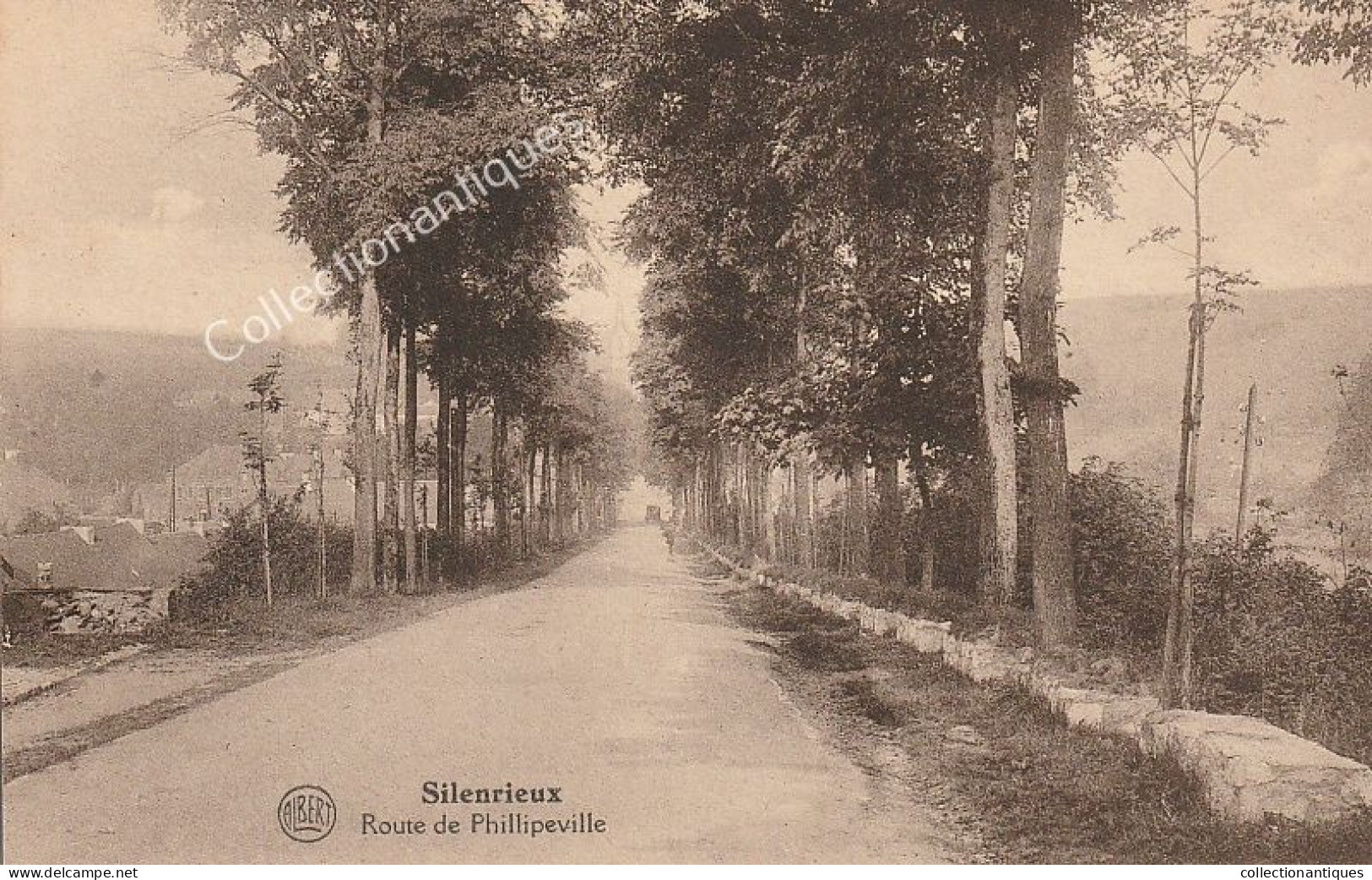 CPA Silenrieux - Route De Phillipeville  - Edit. Ad. Masset Lesoil - Non Circulée - Divisée - Animée - Erreur Typo - Cerfontaine